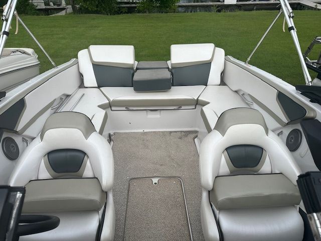 2015 Scarab 215 HO Image Thumbnail #5