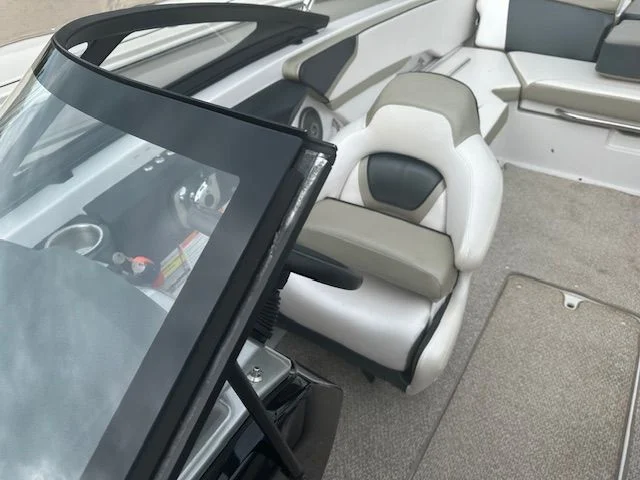 2015 Scarab 215 HO Image Thumbnail #7