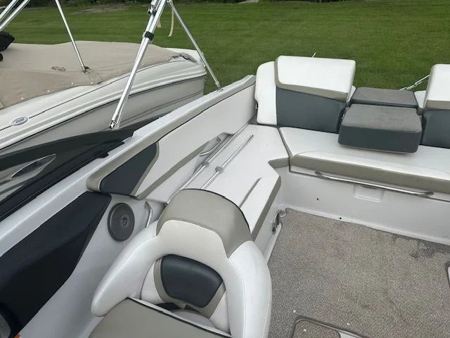 2015 Scarab 215 HO Image Thumbnail #8