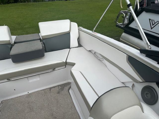 2015 Scarab 215 HO Image Thumbnail #9