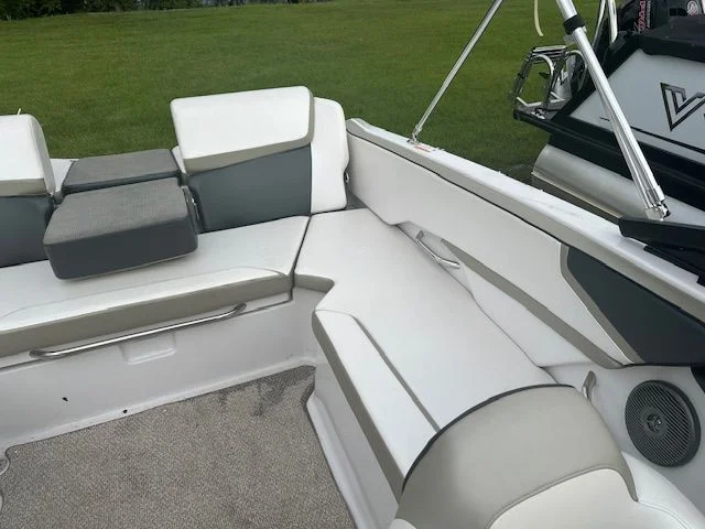 2015 Scarab 215 HO Image Thumbnail #9