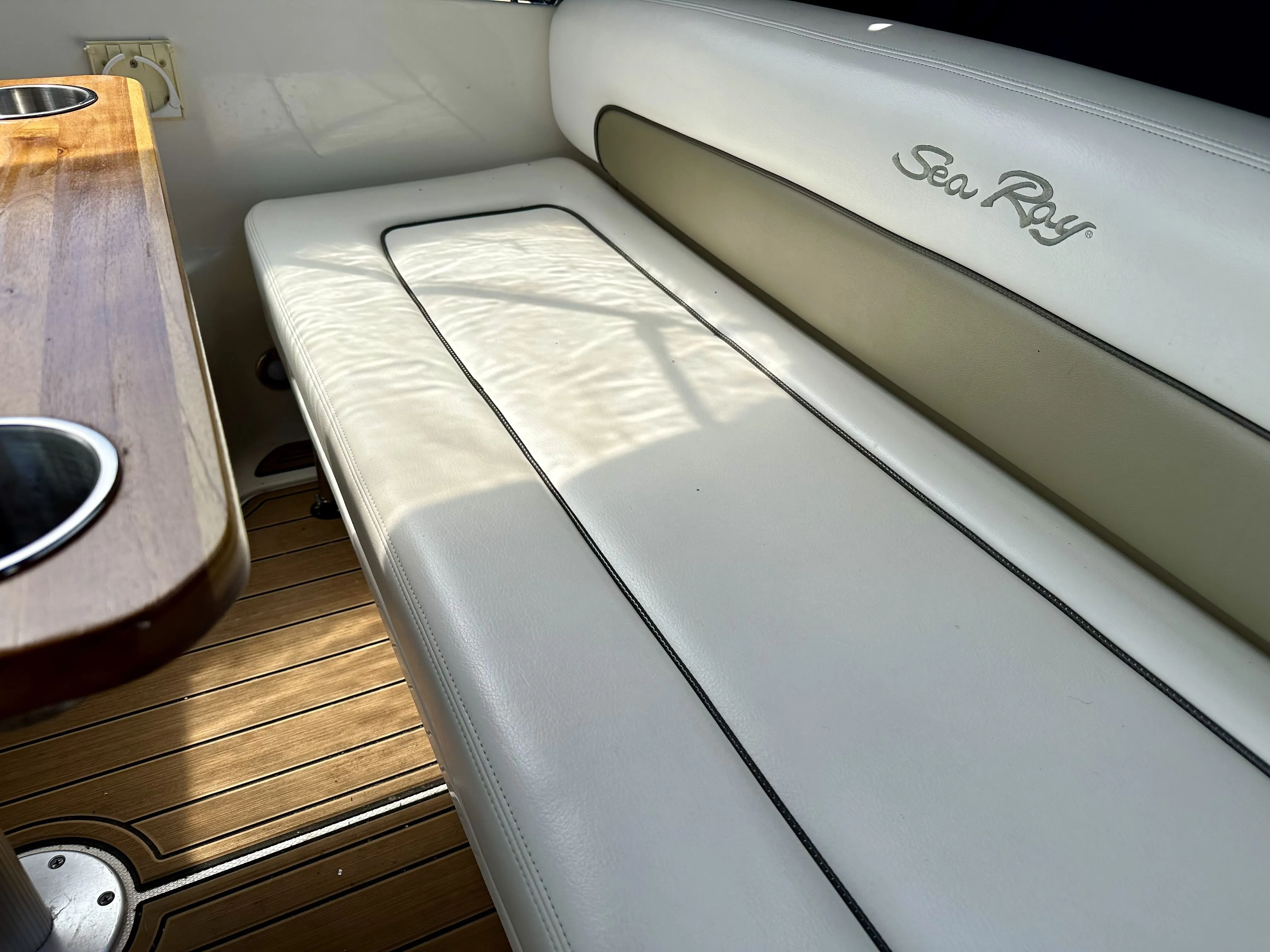 2006 Sea Ray 300 SUNDANCER Image Thumbnail #6