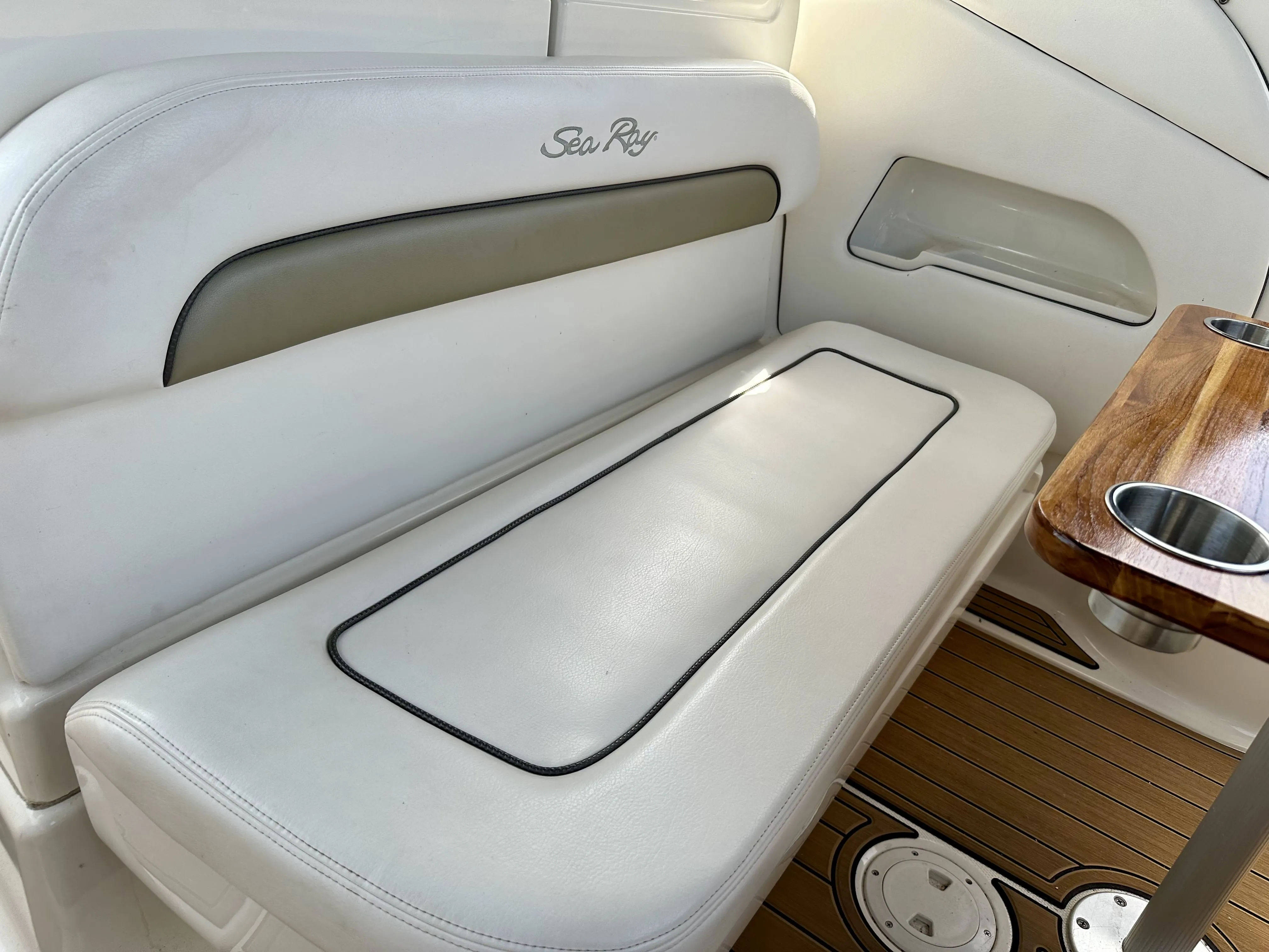 2006 Sea Ray 300 SUNDANCER Image Thumbnail #7