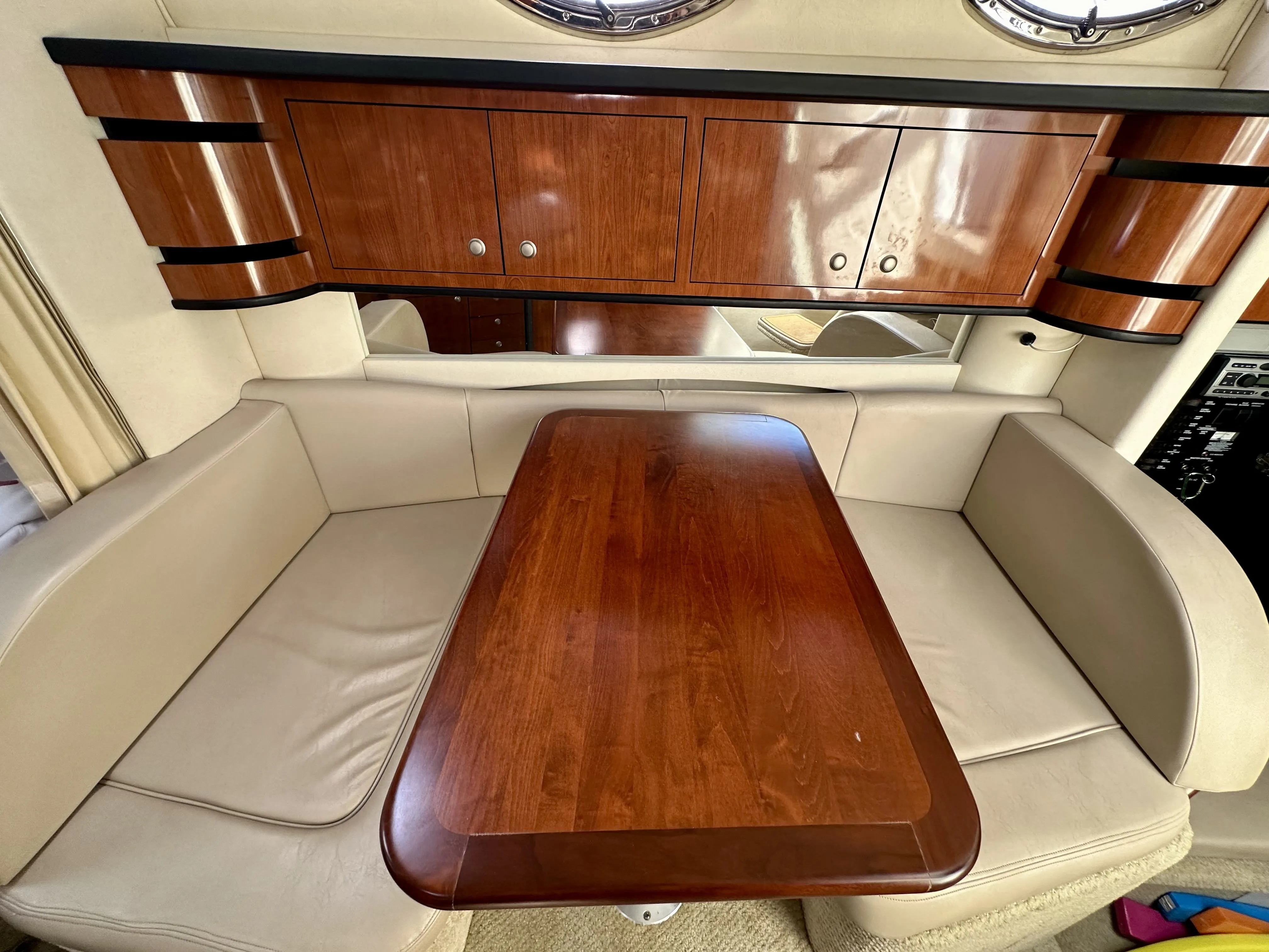 2006 Sea Ray 300 SUNDANCER Image Thumbnail #10