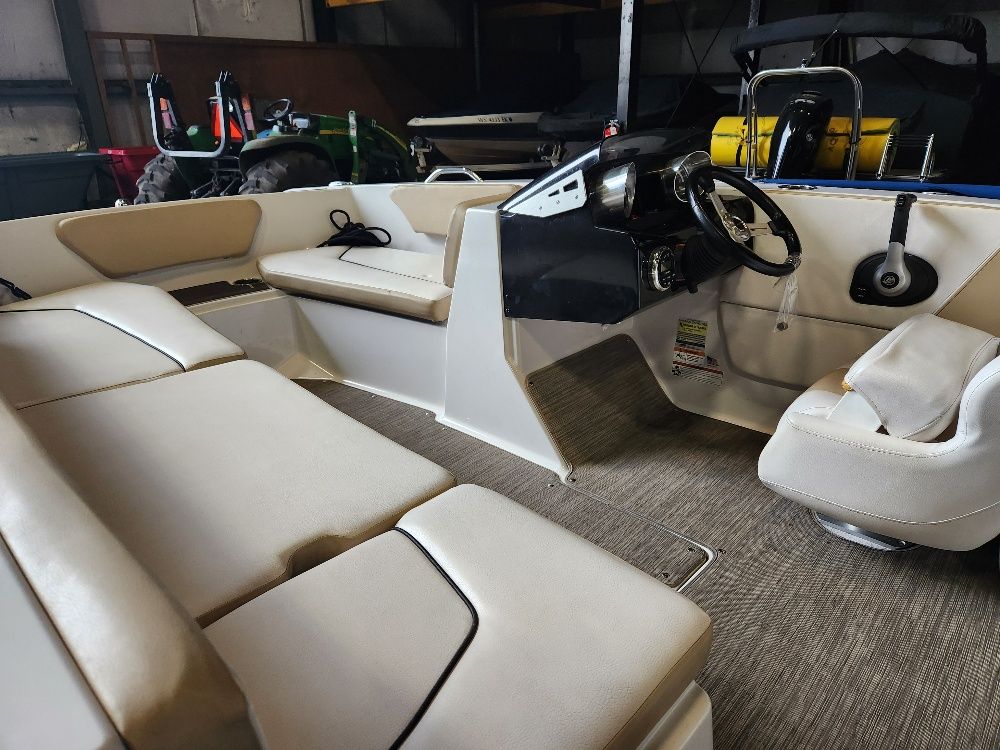 2019 Glastron
                                                             180 GTD Image Thumbnail #7