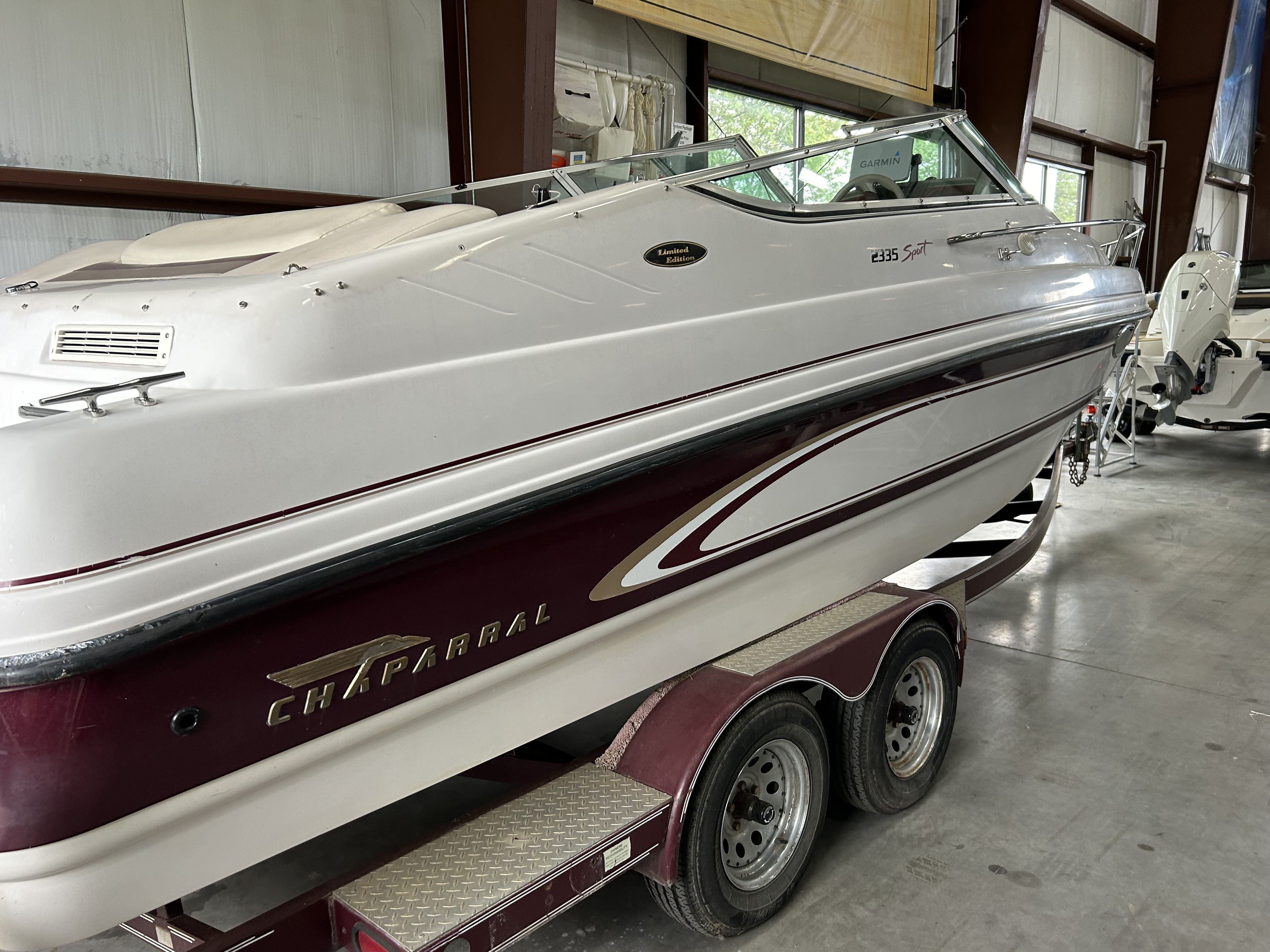 1997 Chaparral 2335SS Image Thumbnail #3