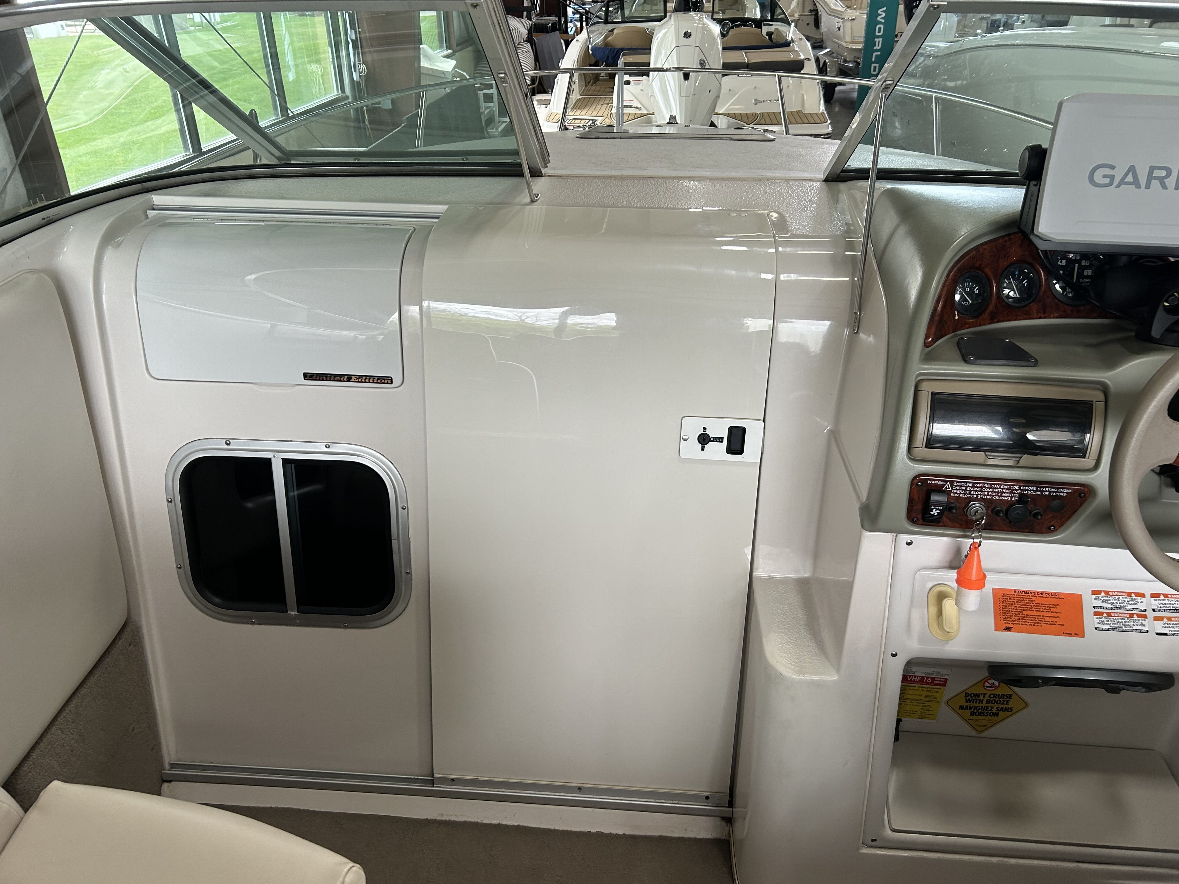 1997 Chaparral 2335SS Image Thumbnail #9