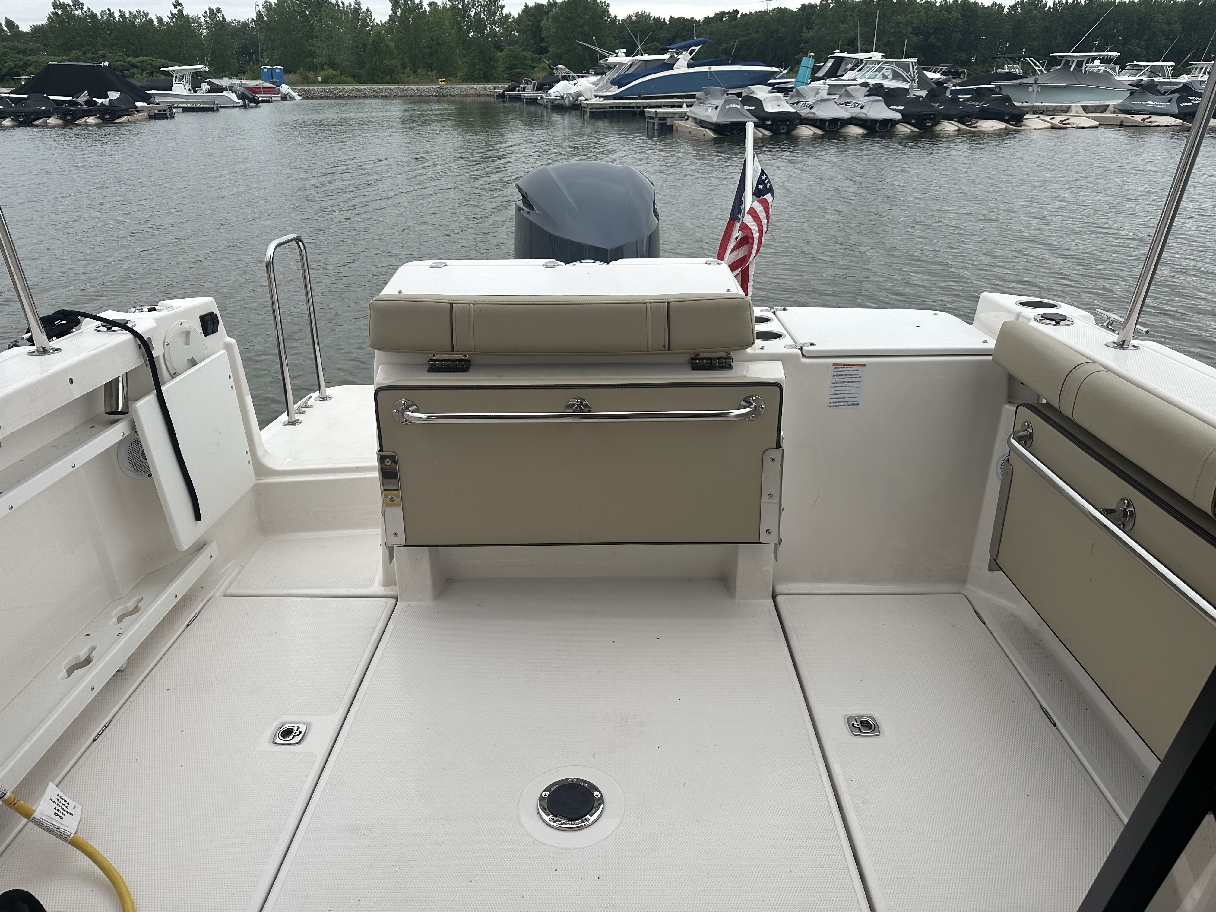 2021 Ranger
                                                             R-27 TUG Image Thumbnail #4