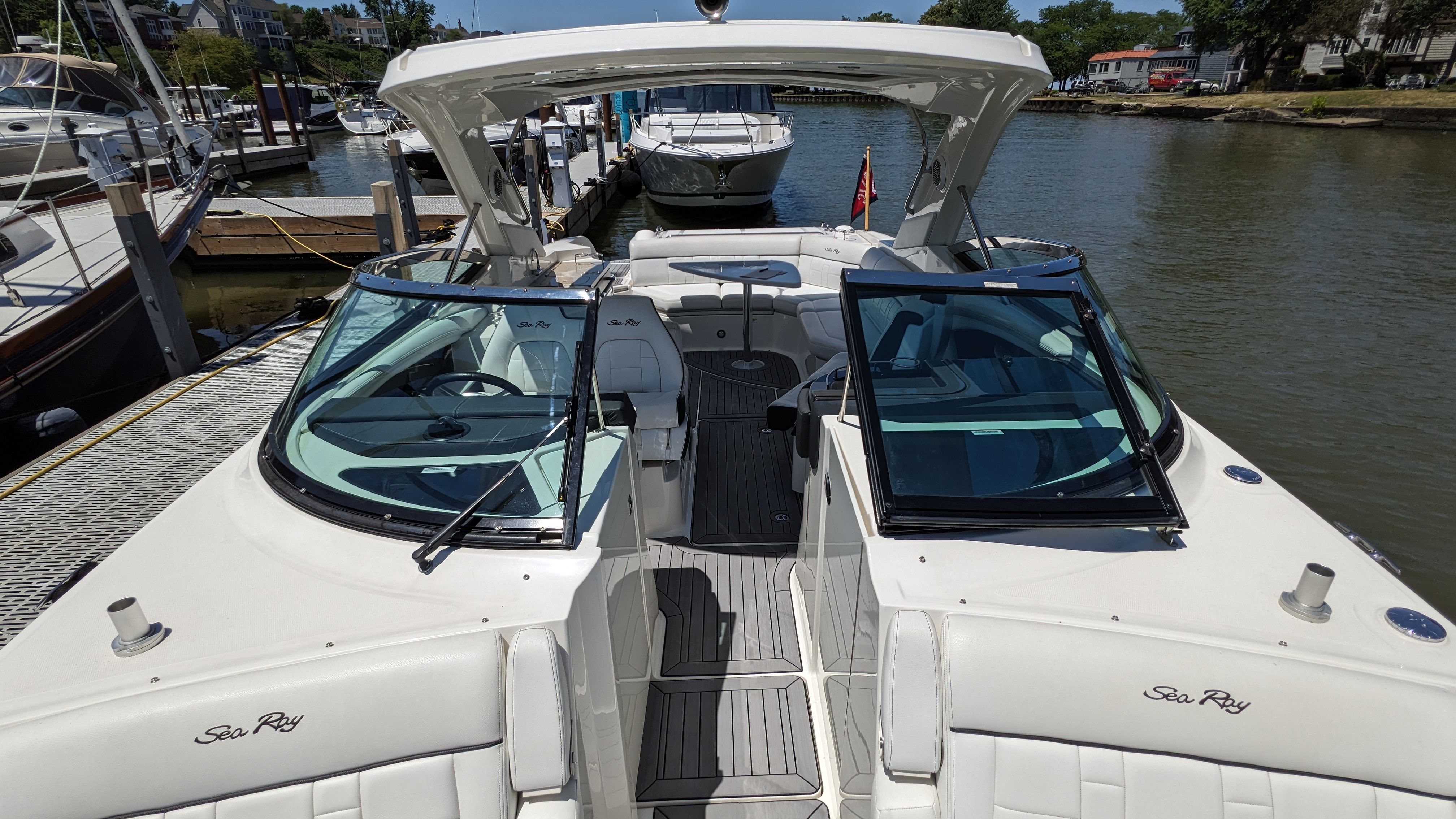 2015 Sea Ray
                                                             350 SLX Image Thumbnail #5
