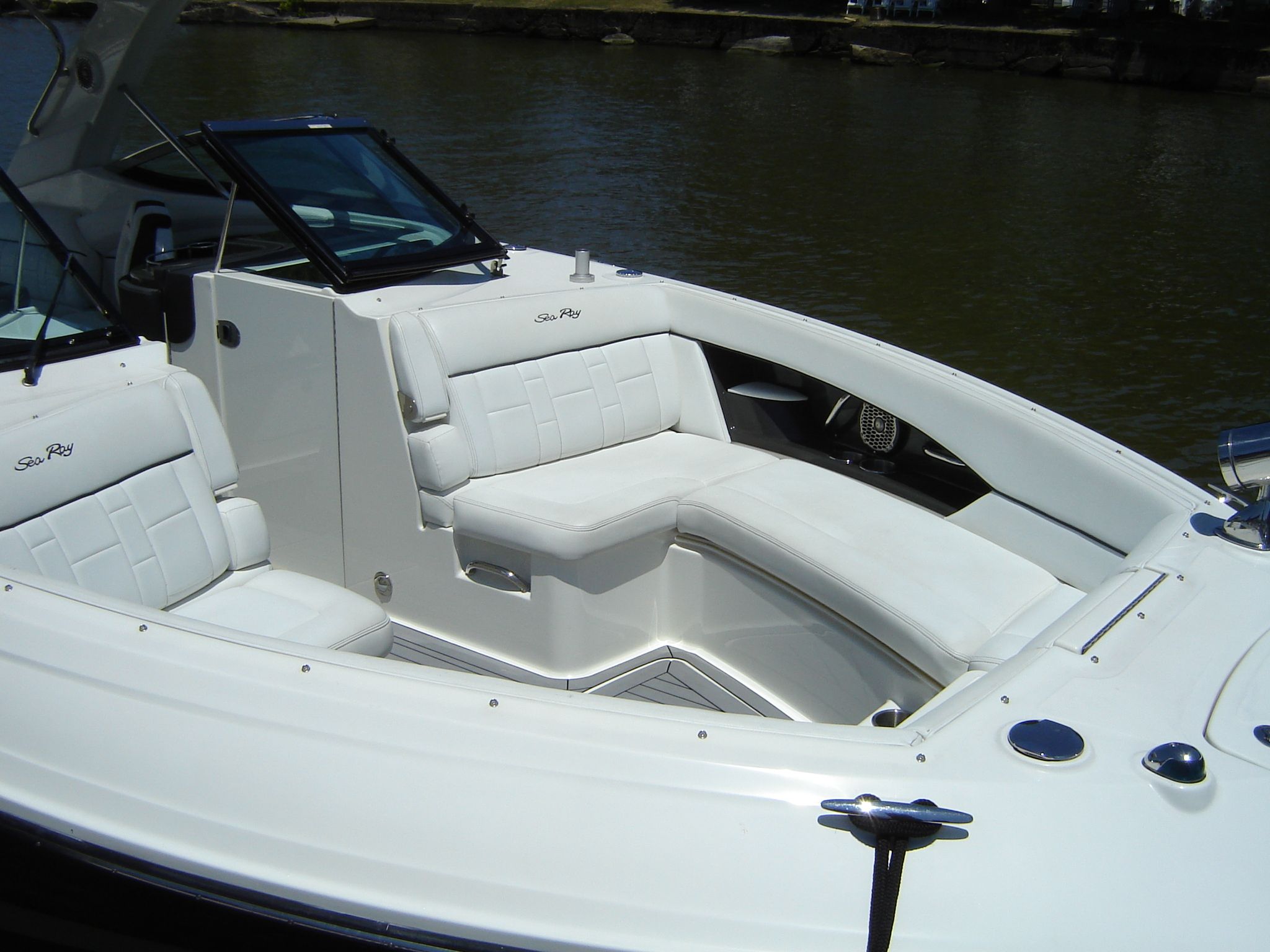2015 Sea Ray
                                                             350 SLX Image Thumbnail #7