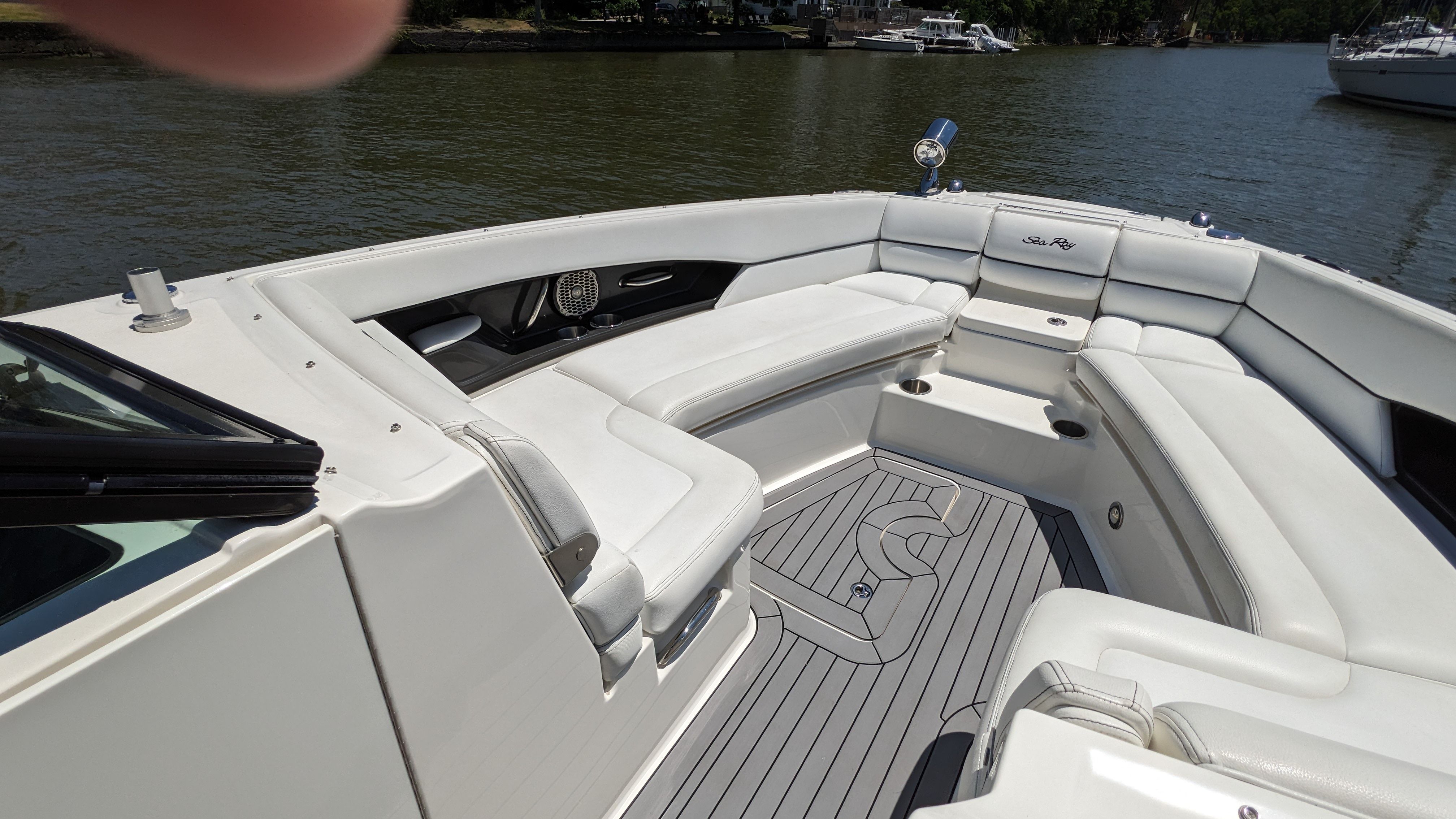 2015 Sea Ray
                                                             350 SLX Image Thumbnail #9