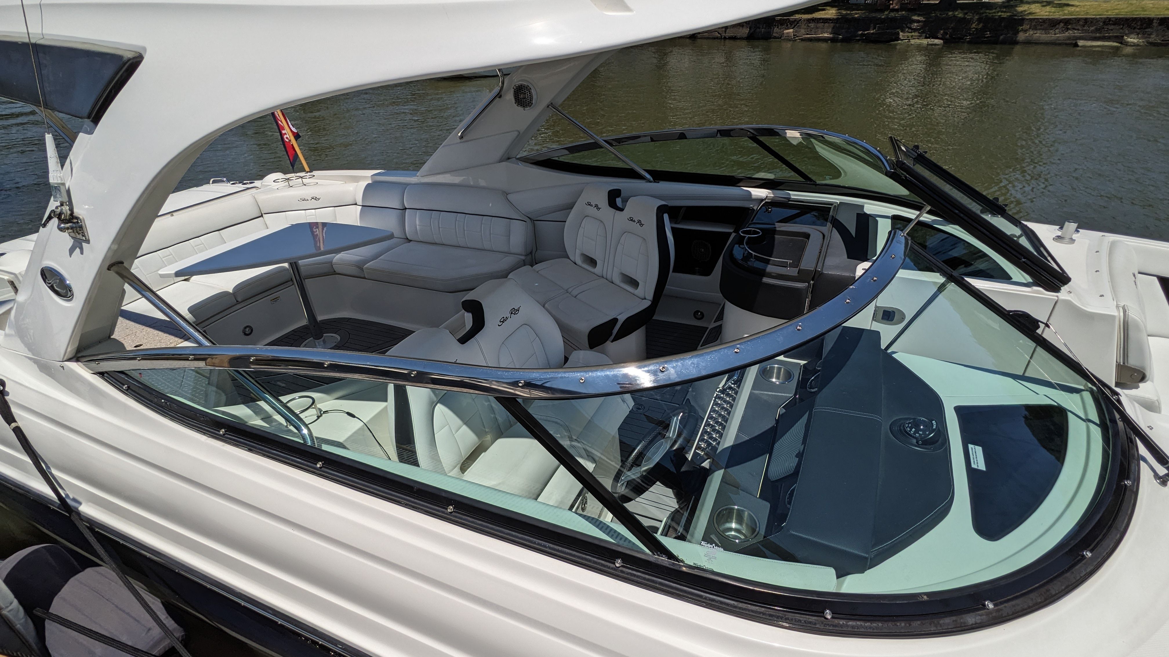 2015 Sea Ray
                                                             350 SLX Image Thumbnail #10