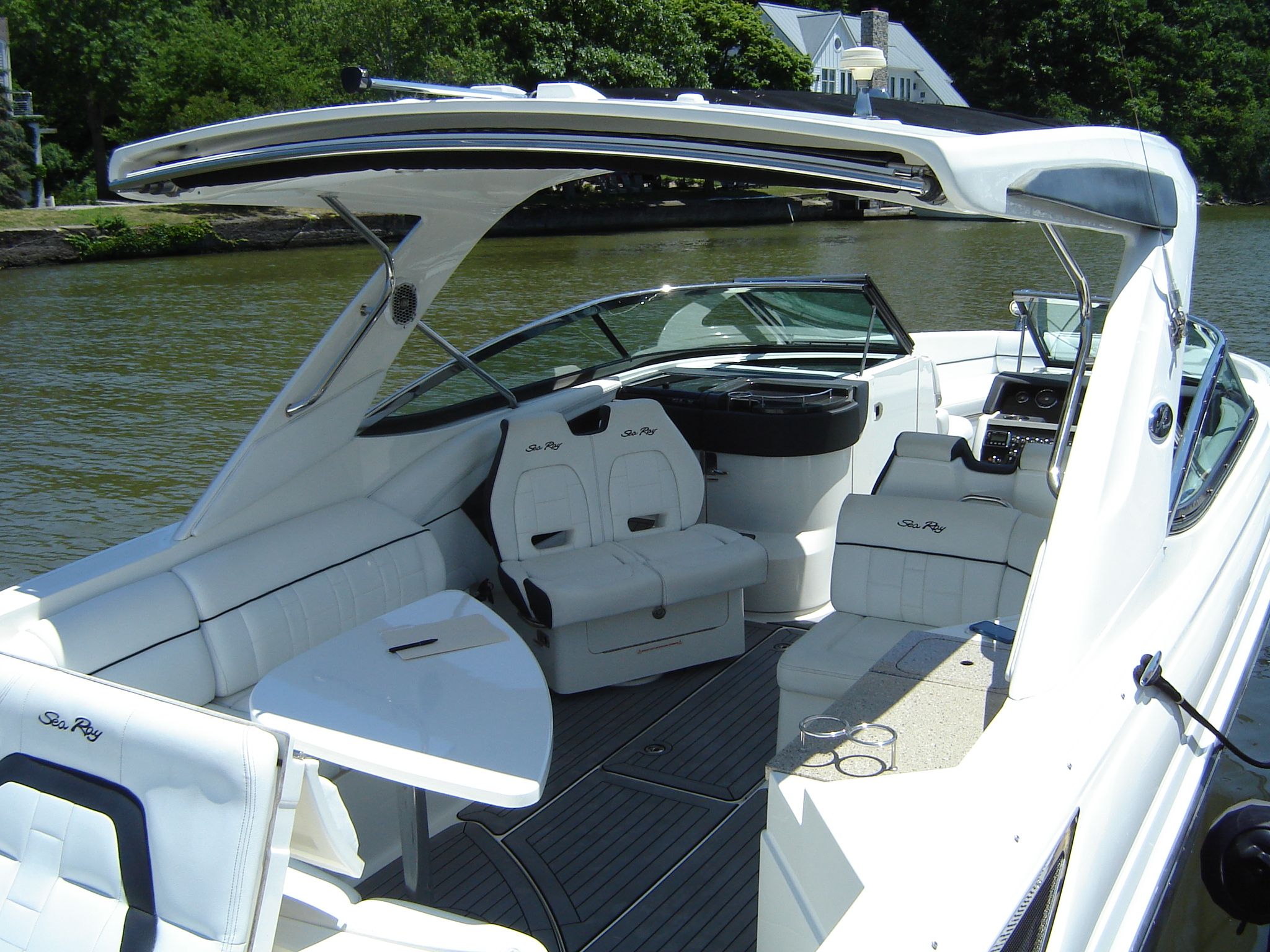 2015 Sea Ray
                                                             350 SLX Image Thumbnail #19