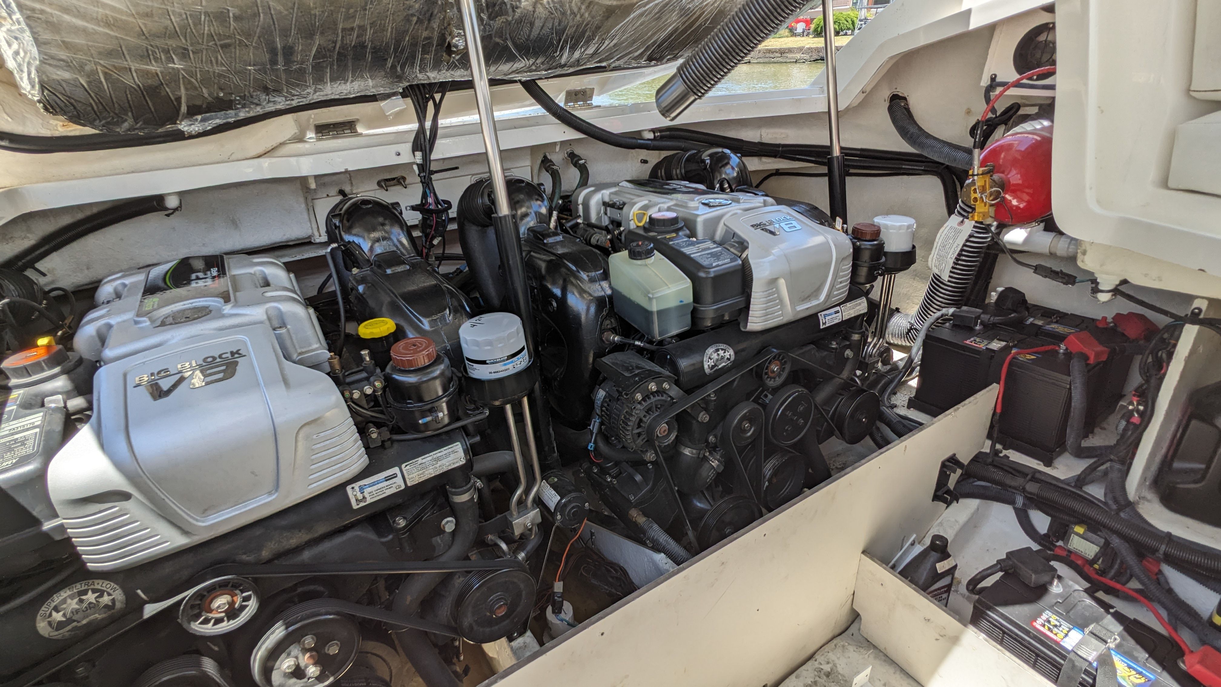 2015 Sea Ray
                                                             350 SLX Image Thumbnail #32