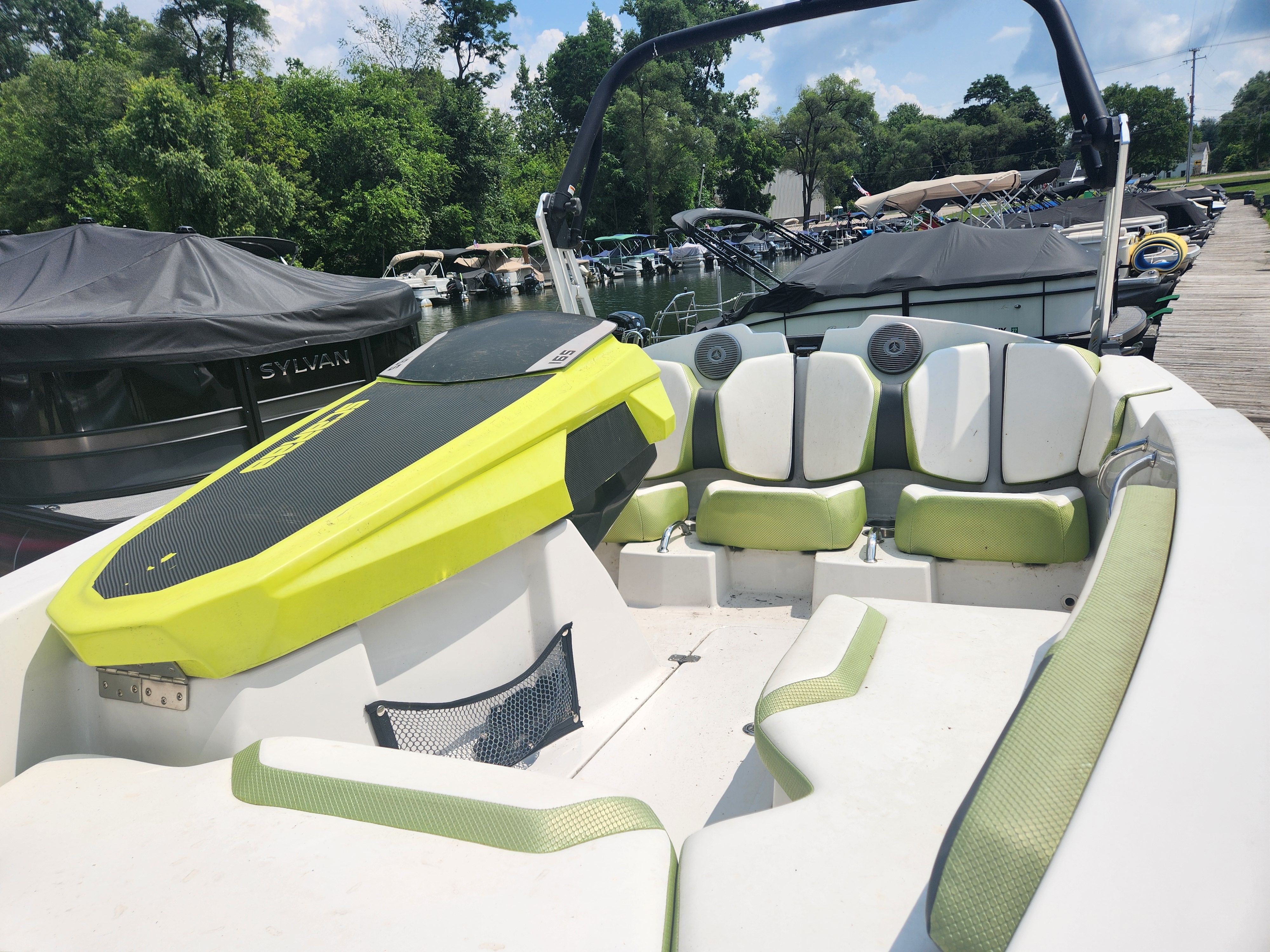 2016 Scarab 165 H.O. Image Thumbnail #7