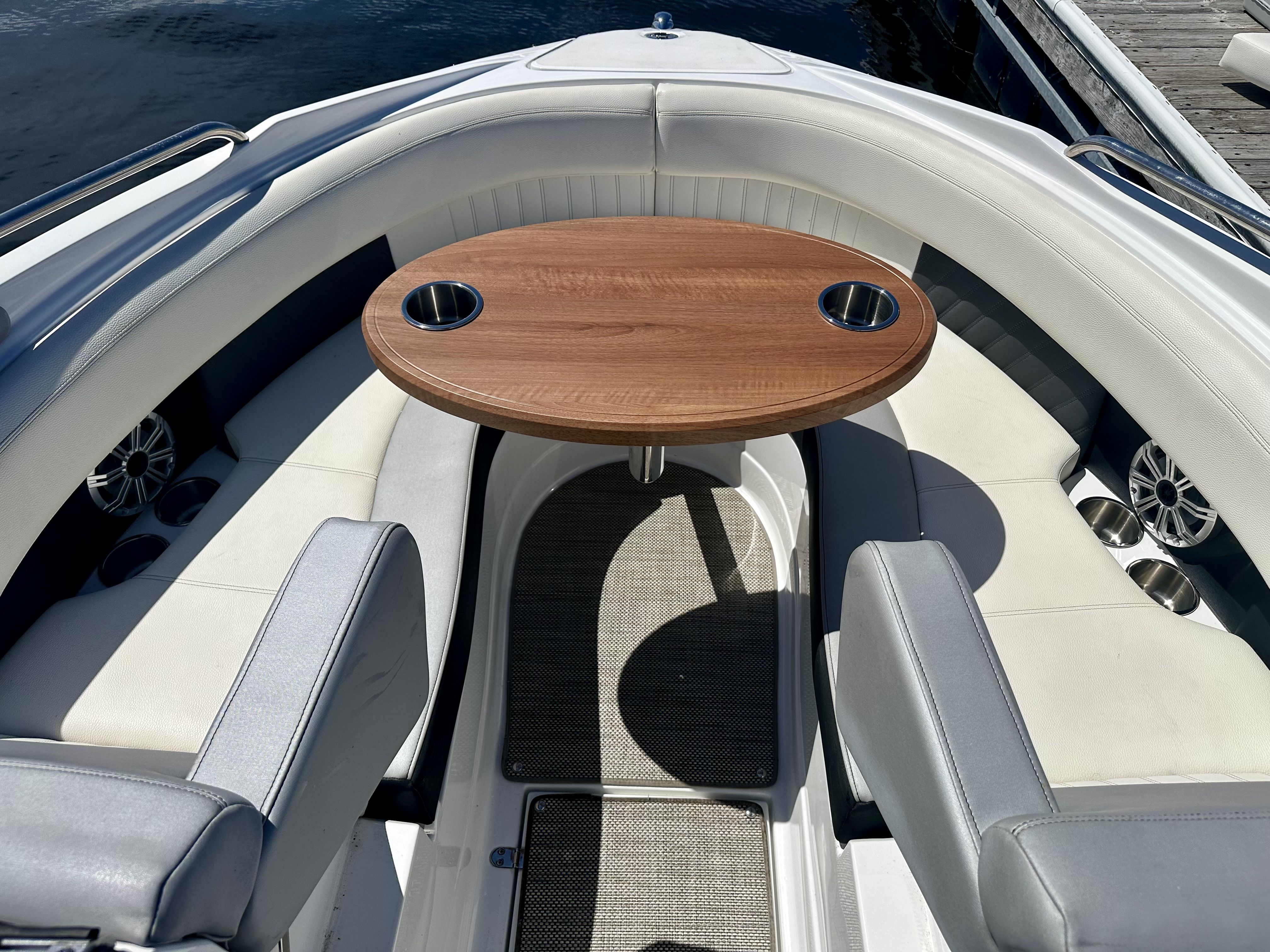 2017 Cruisers Yachts
                                                             238SS Image Thumbnail #10