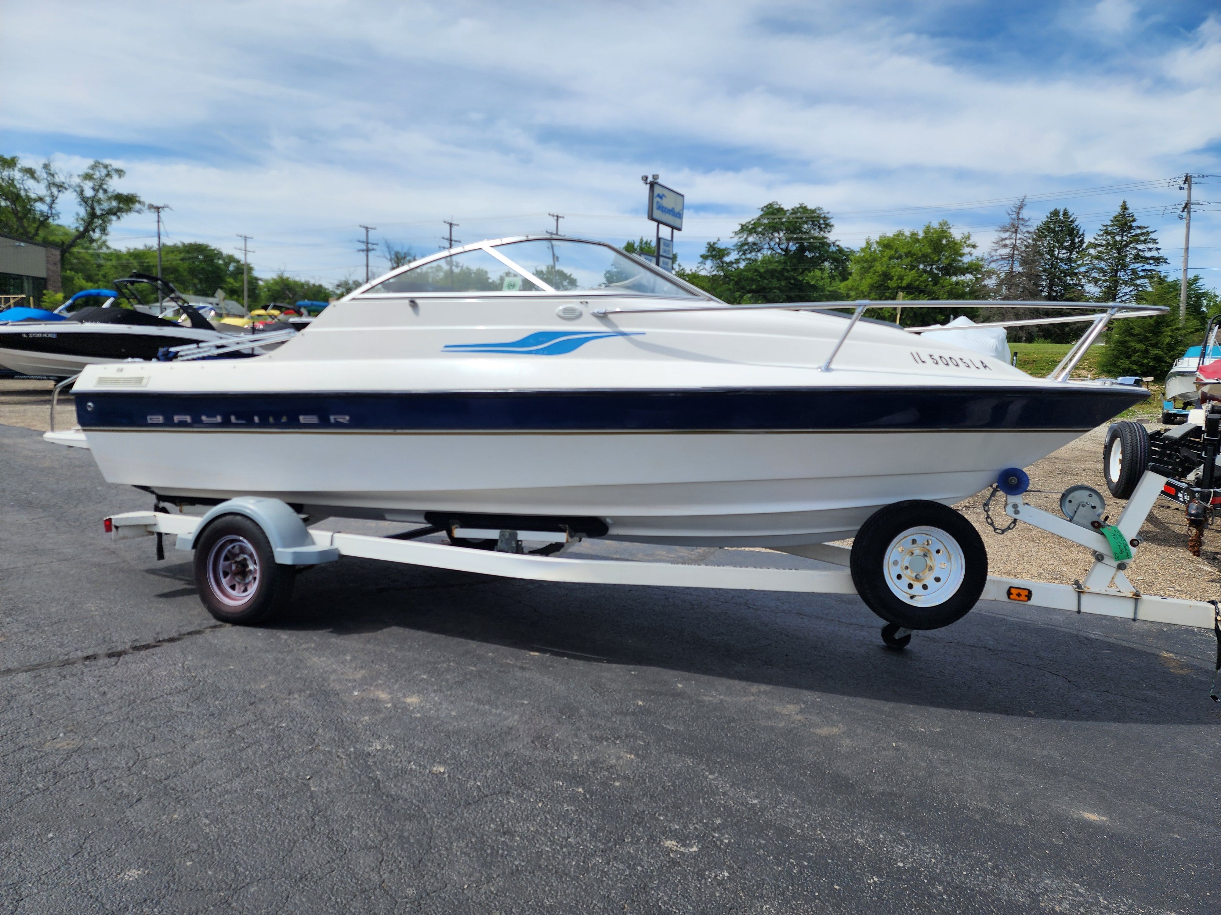 2003 Bayliner
                                                             192 CUDDY Image Thumbnail #0