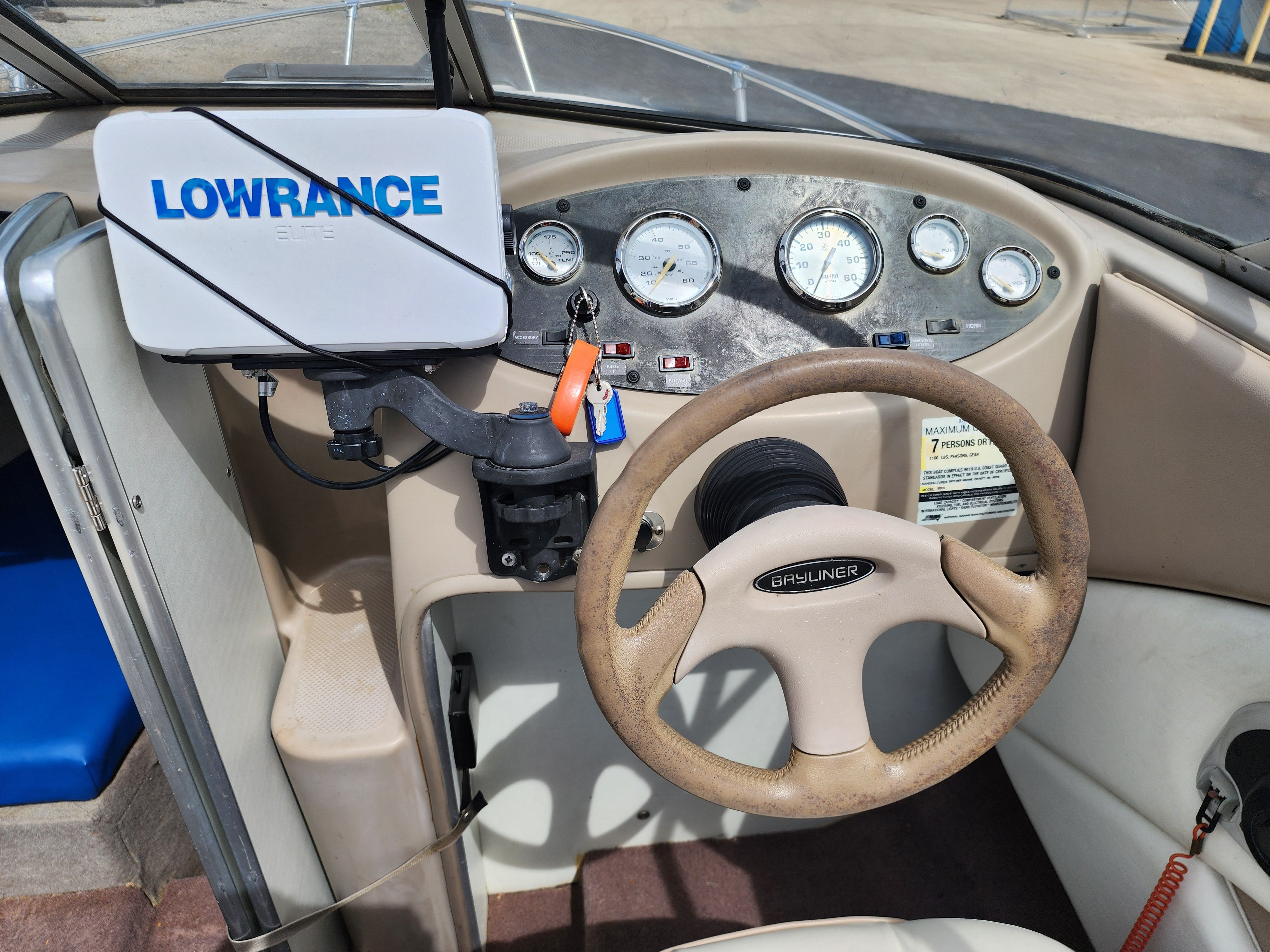 2003 Bayliner
                                                             192 CUDDY Image Thumbnail #6