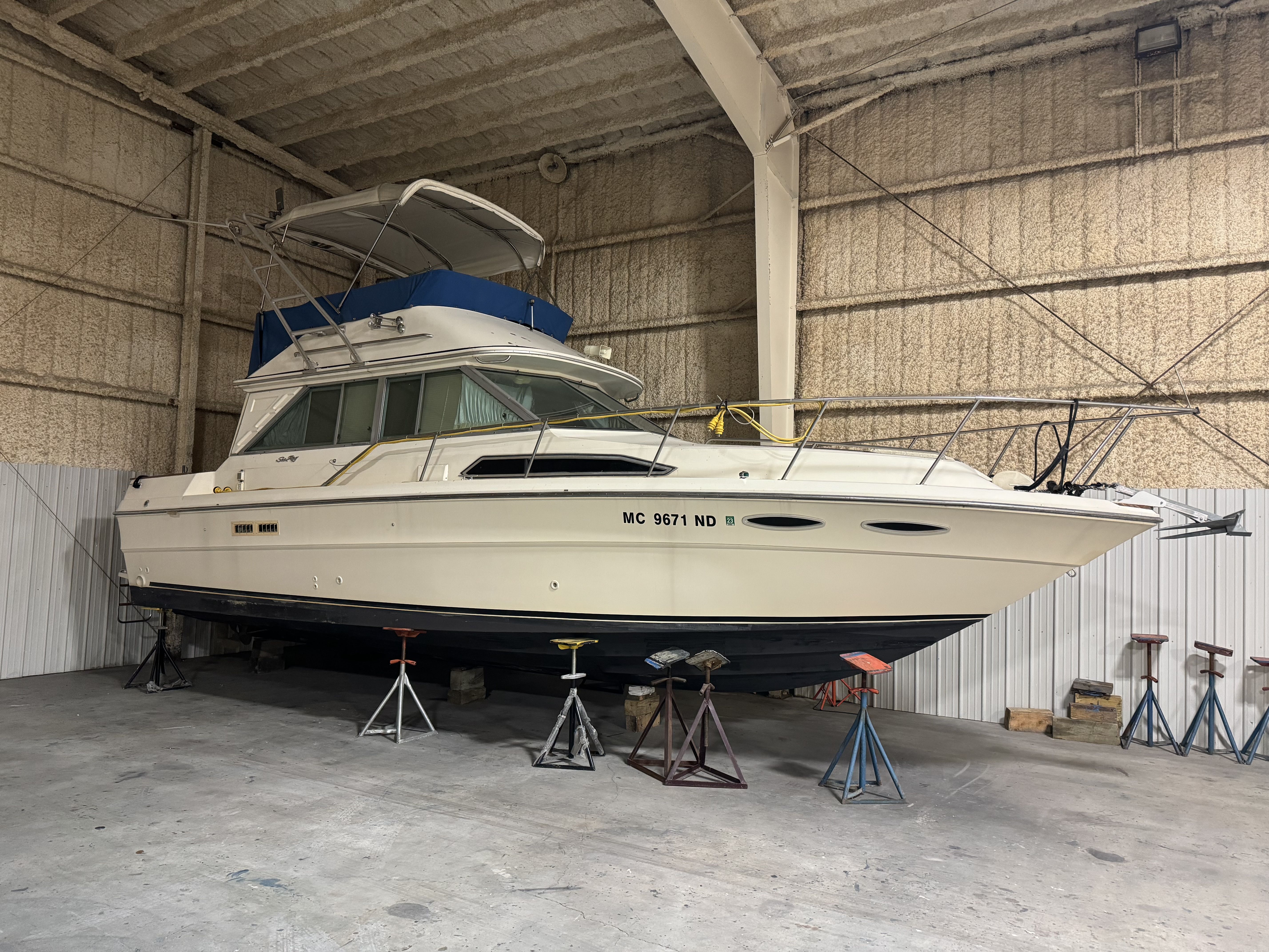 1987 Sea Ray
                                                             340 SEDANBRIDGE Image Thumbnail #0