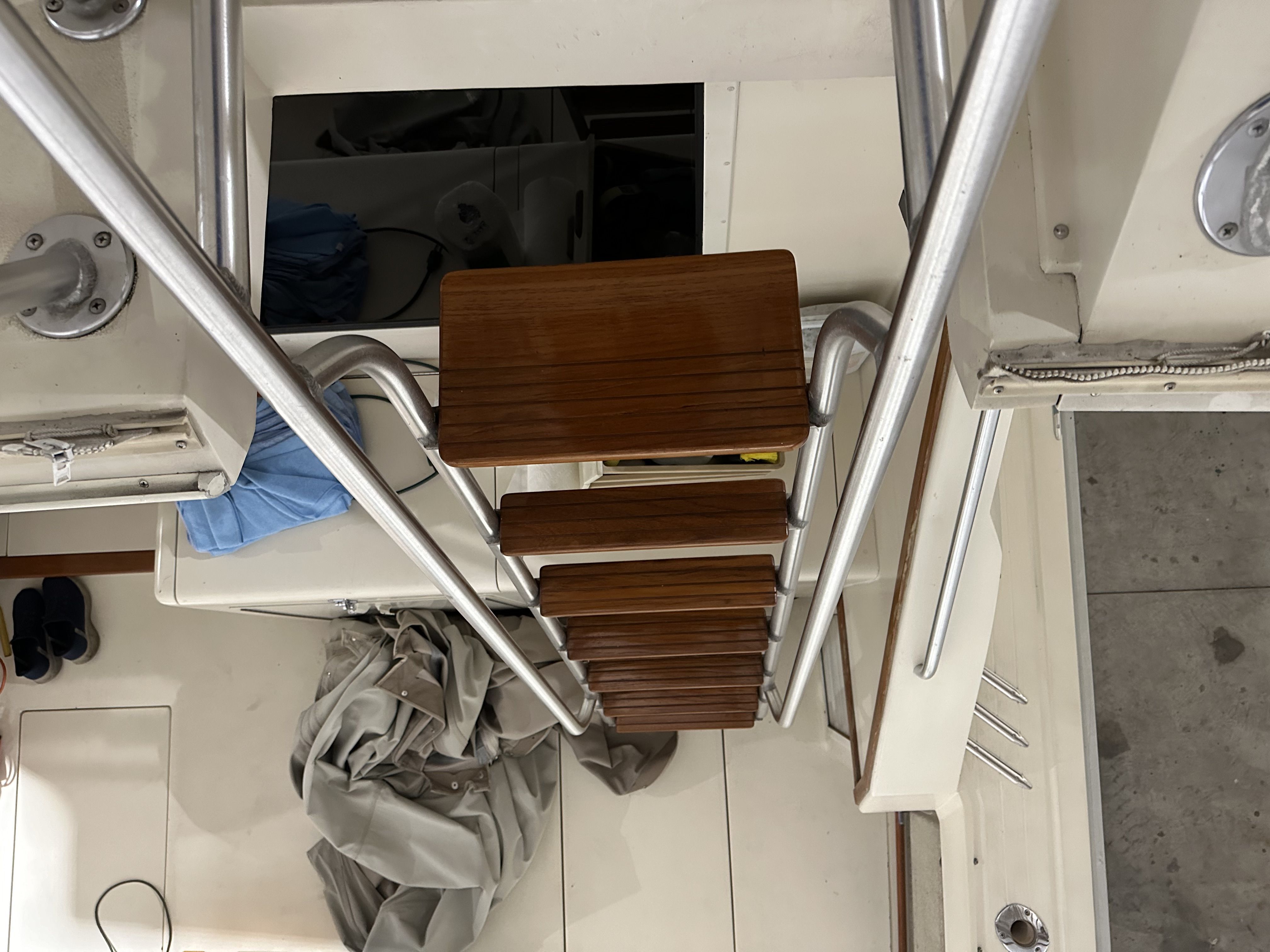 1988 Viking 41 Image Thumbnail #20