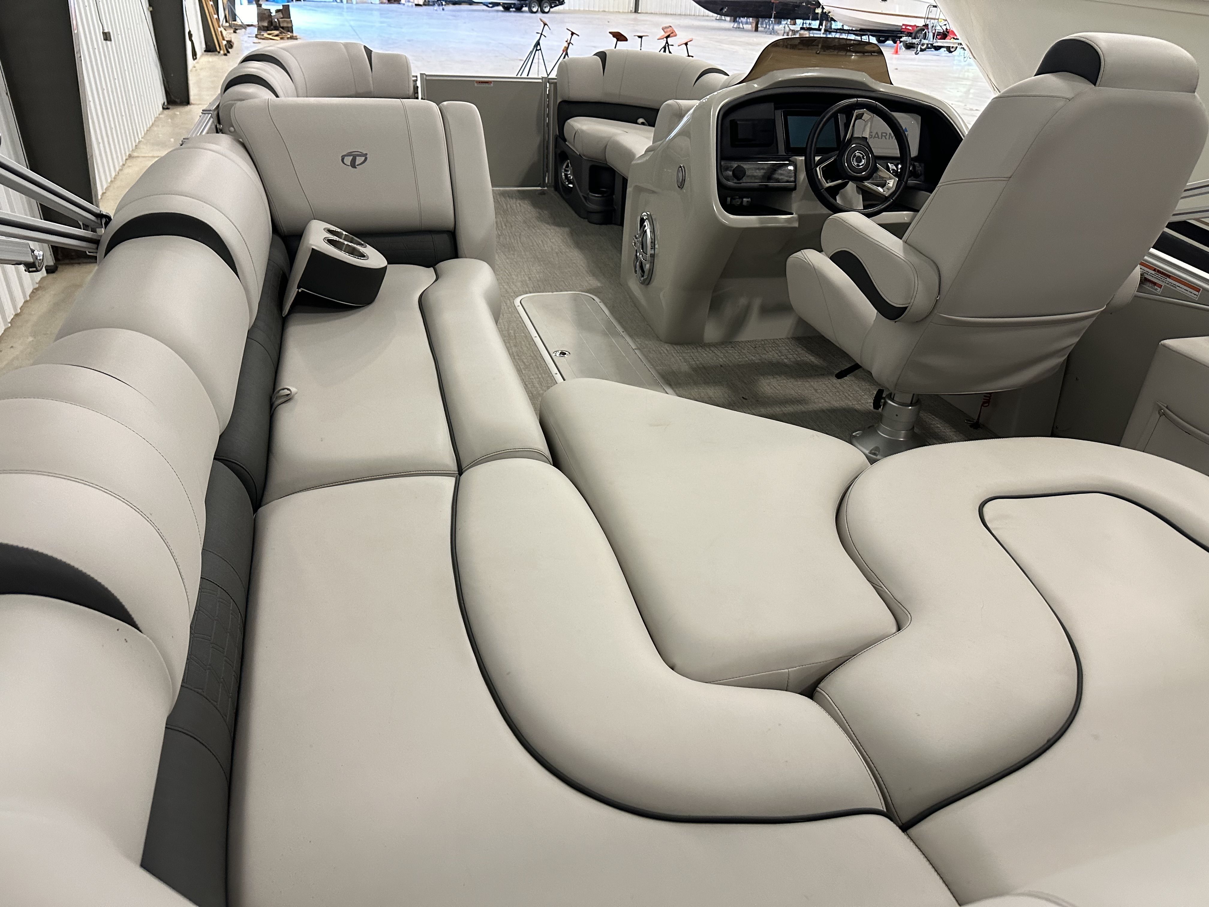 2022 Tahoe 2385 CASCADE RJ Image Thumbnail #12