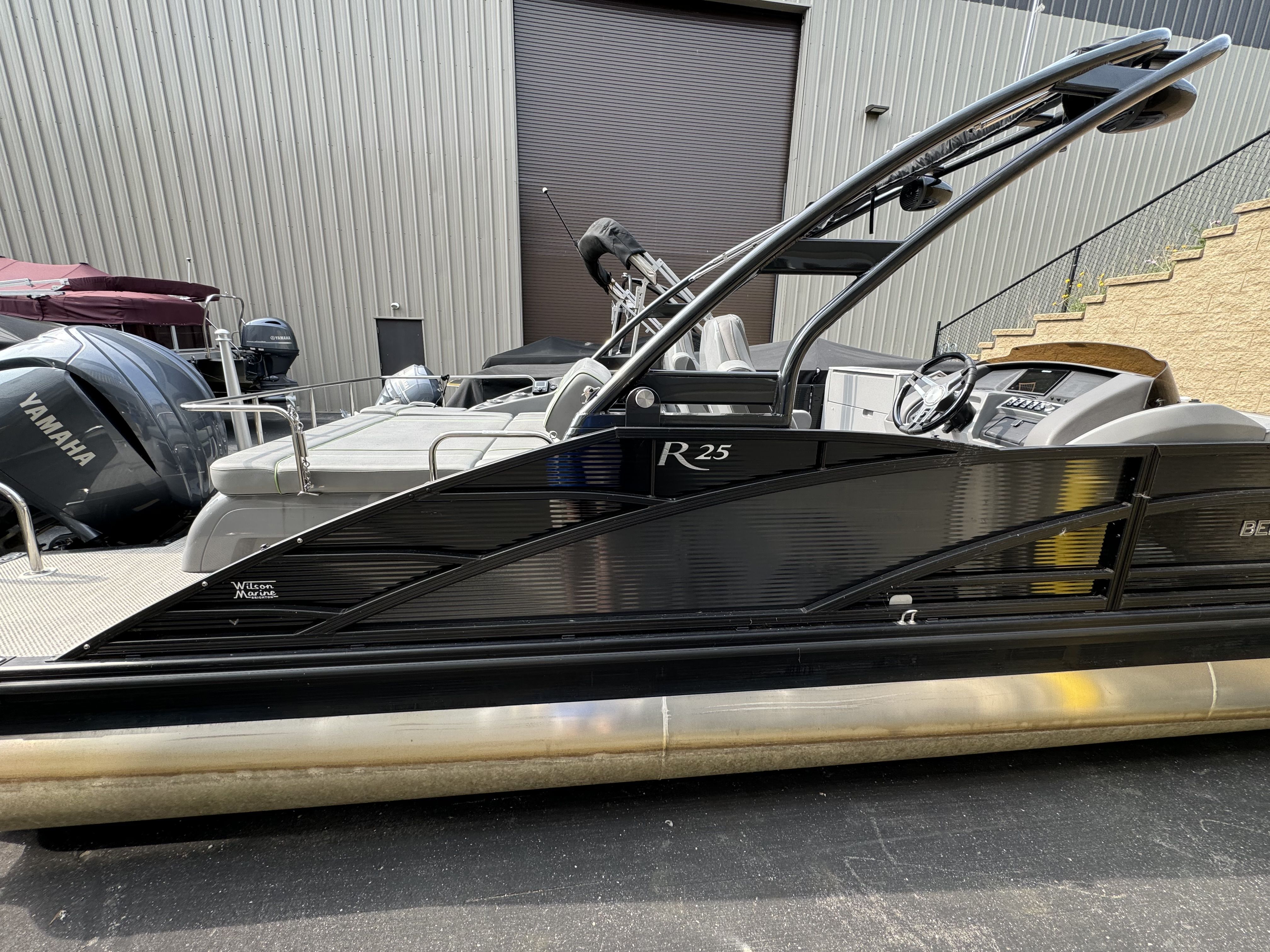 2022 Bennington 25 RTSBA Image Thumbnail #2