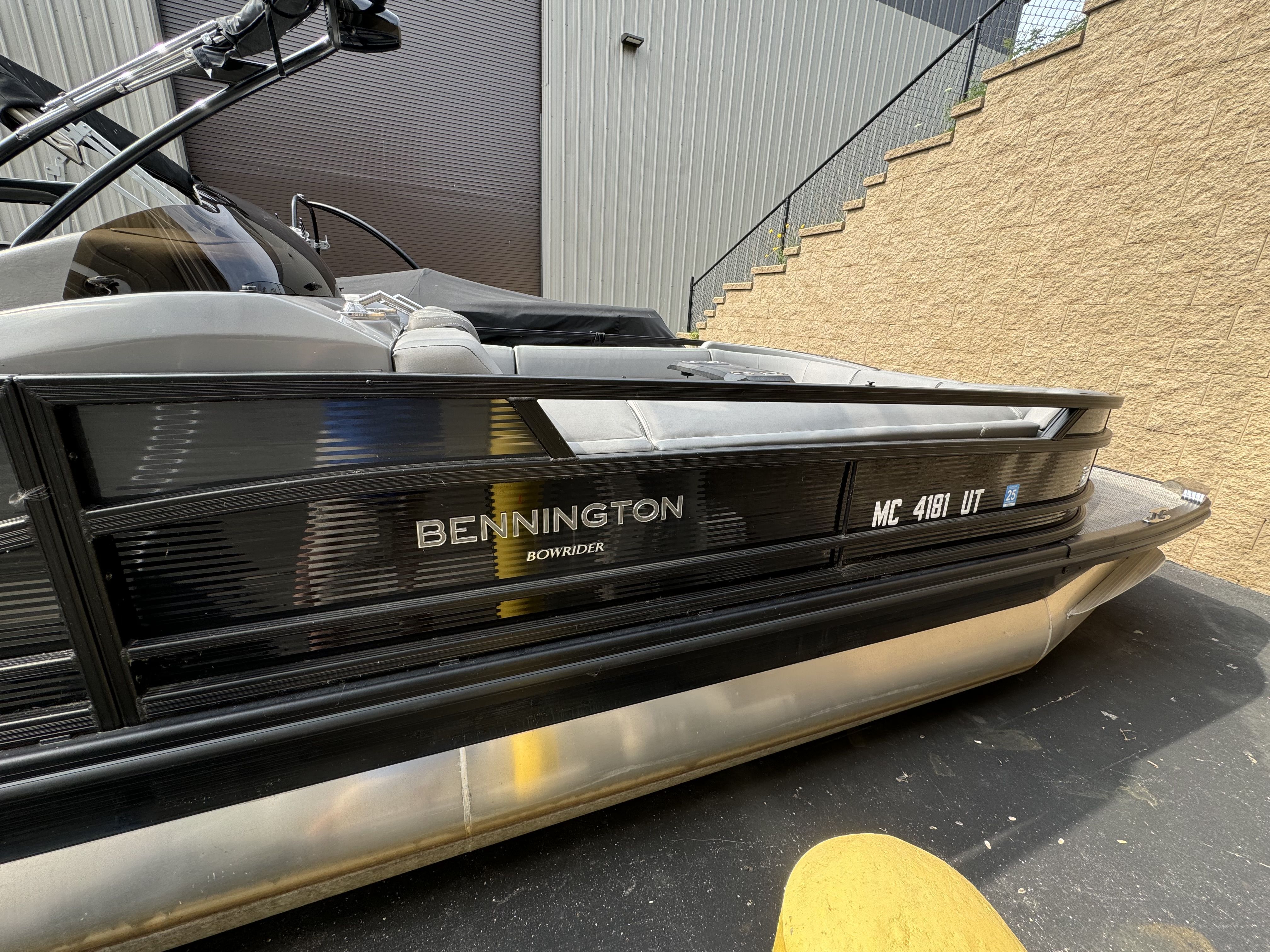 2022 Bennington 25 RTSBA Image Thumbnail #3