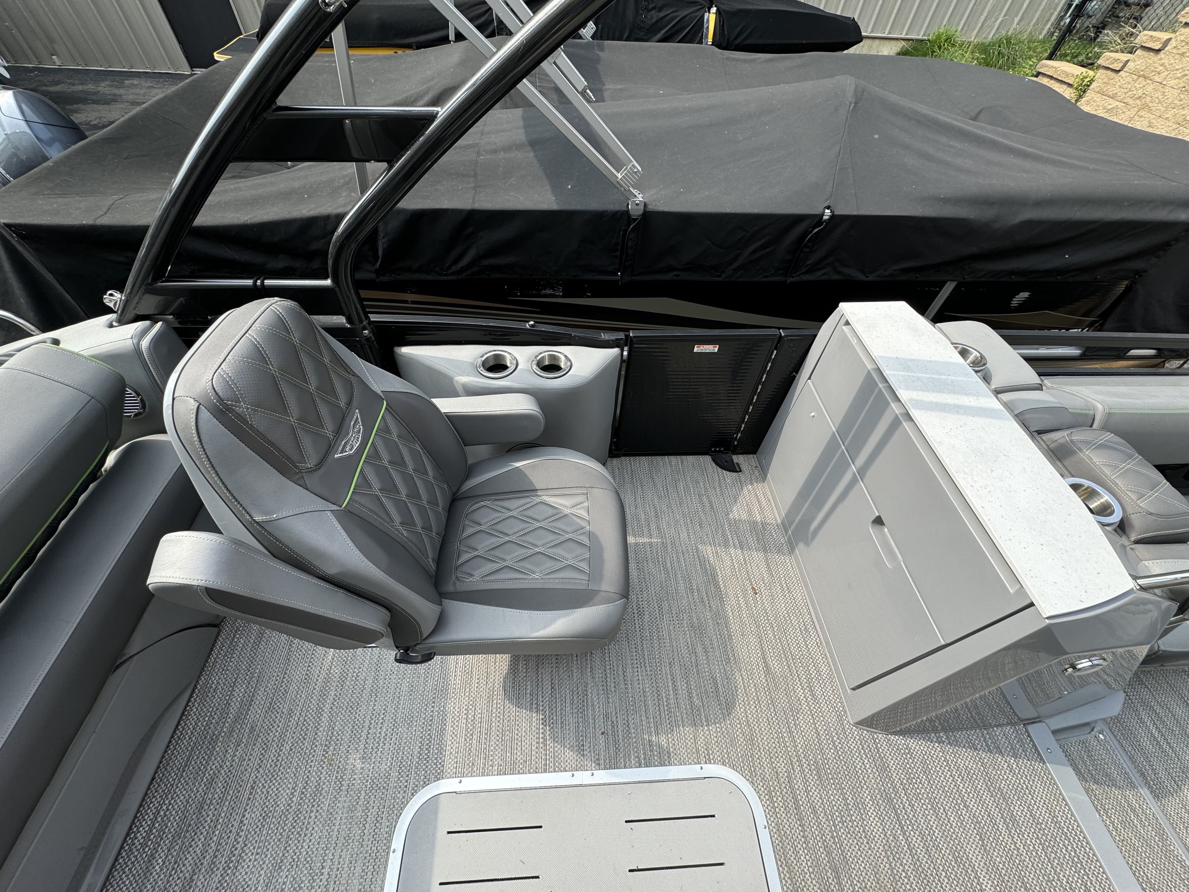 2022 Bennington 25 RTSBA Image Thumbnail #12