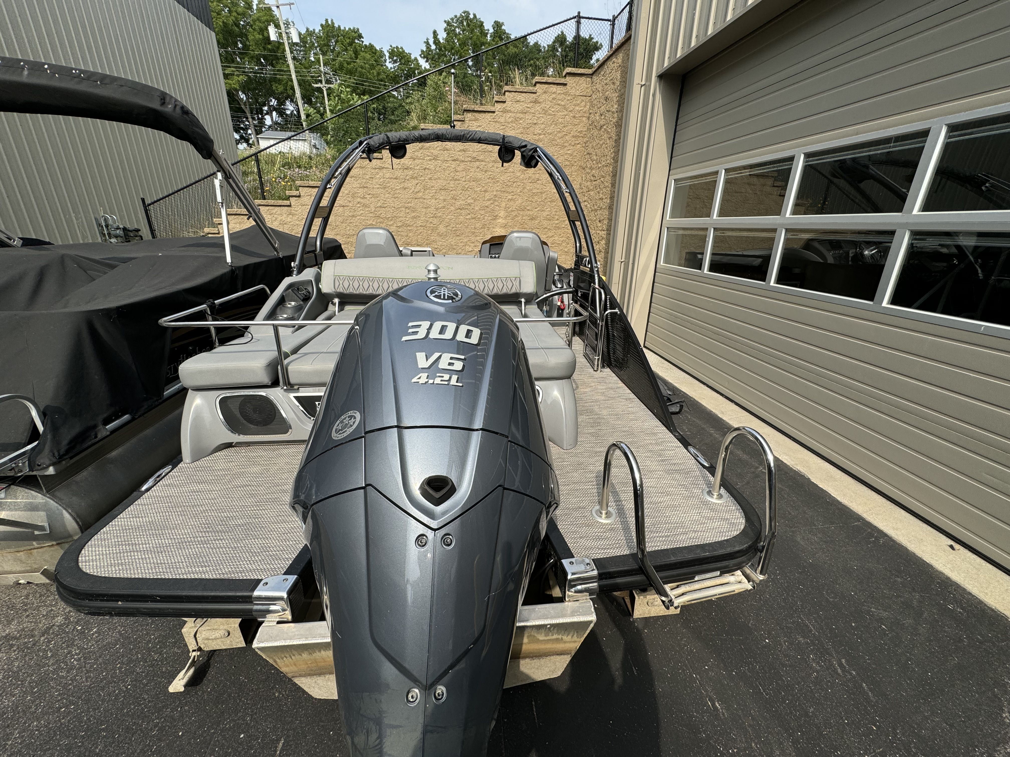 2022 Bennington 25 RTSBA Image Thumbnail #15