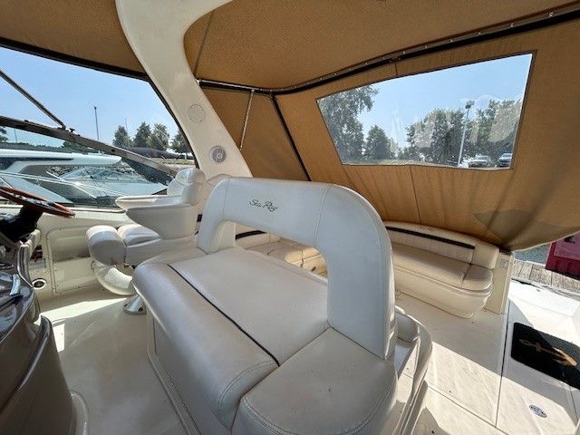 2003 Sea Ray
                                                             420 SUNDANCER Image Thumbnail #3