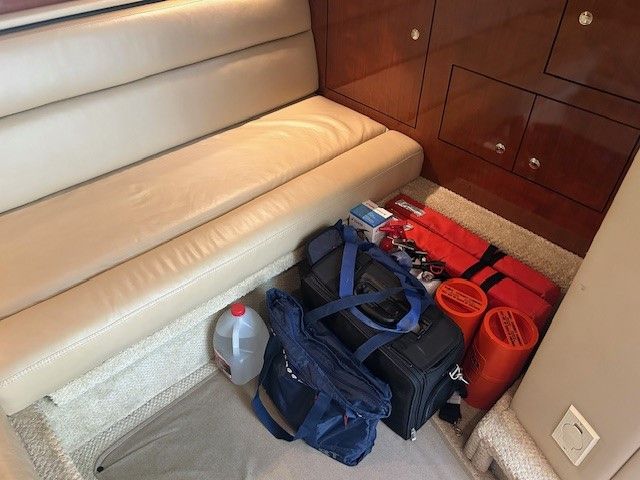 2003 Sea Ray
                                                             420 SUNDANCER Image Thumbnail #17