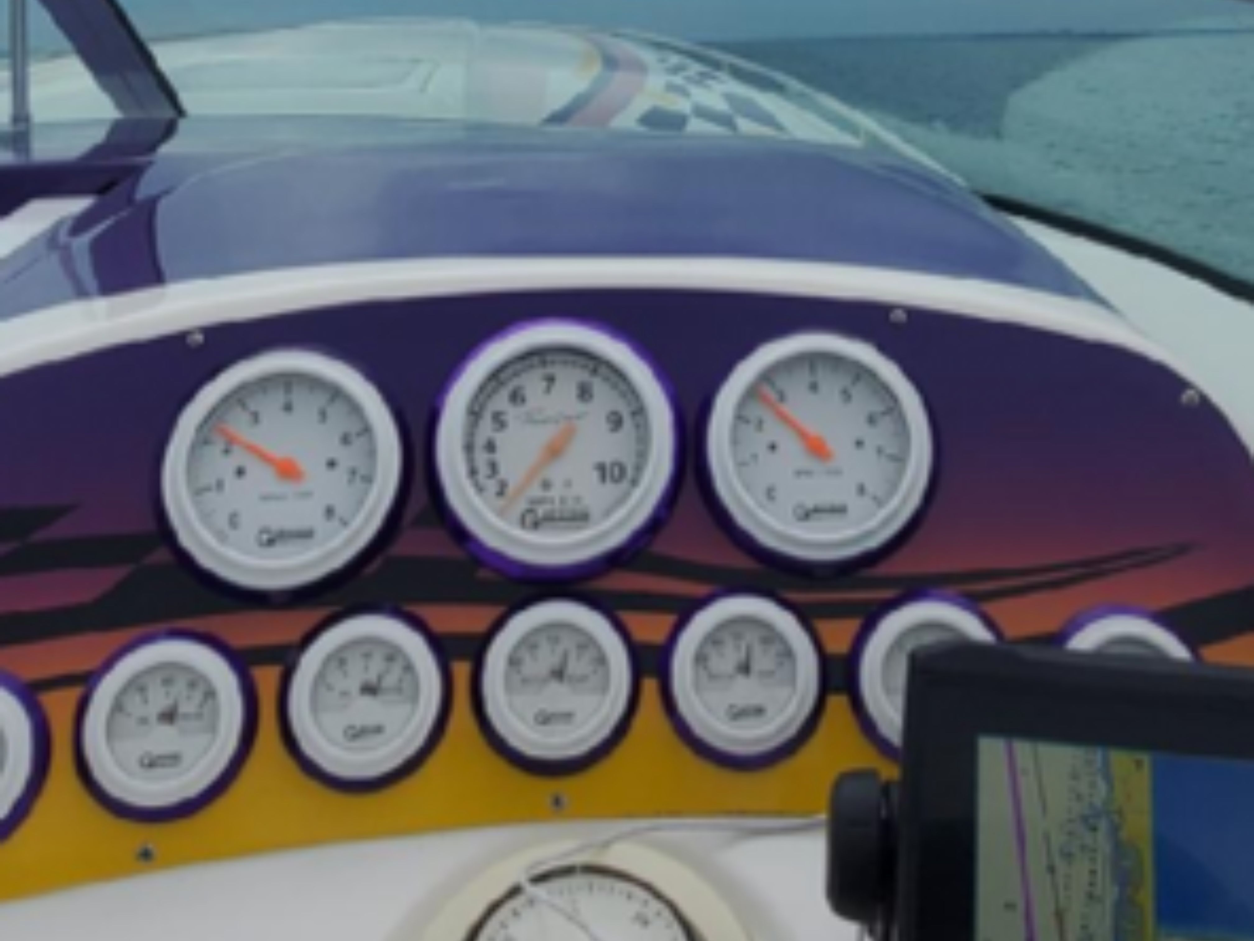 1999 Powerquest 380 AVENGER Image Thumbnail #13