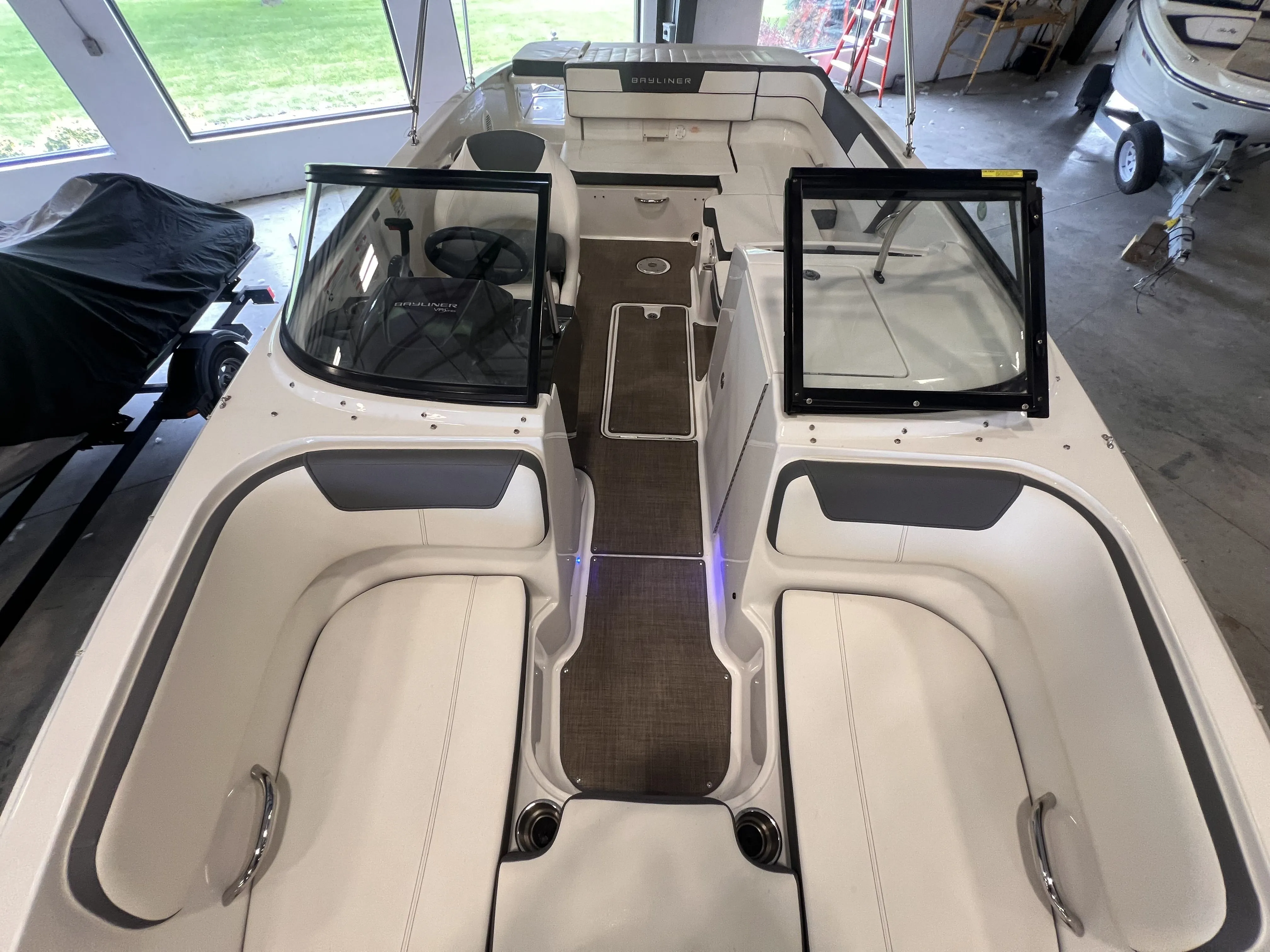 2018 Bayliner VR6 Image Thumbnail #4