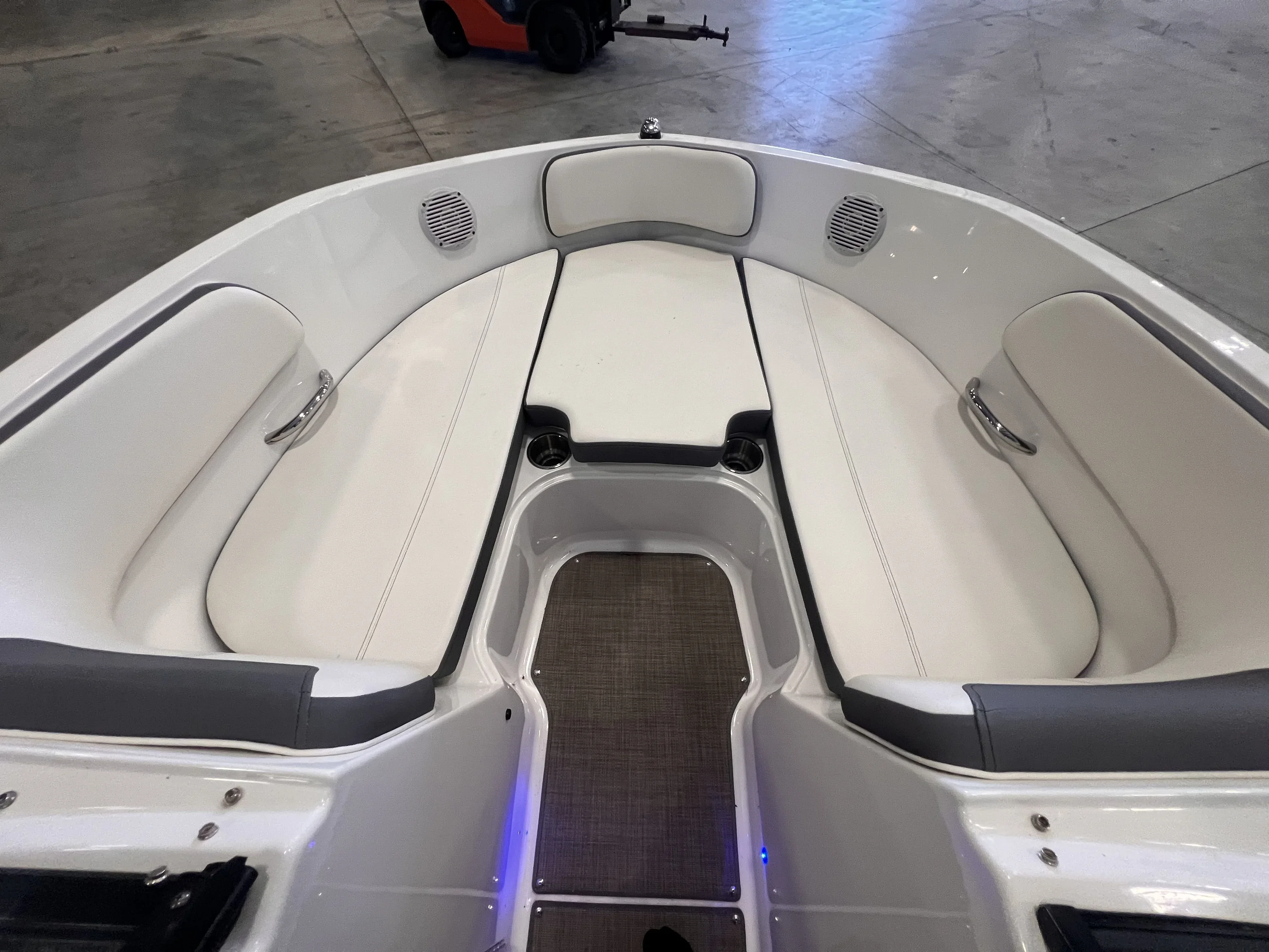 2018 Bayliner VR6 Image Thumbnail #3