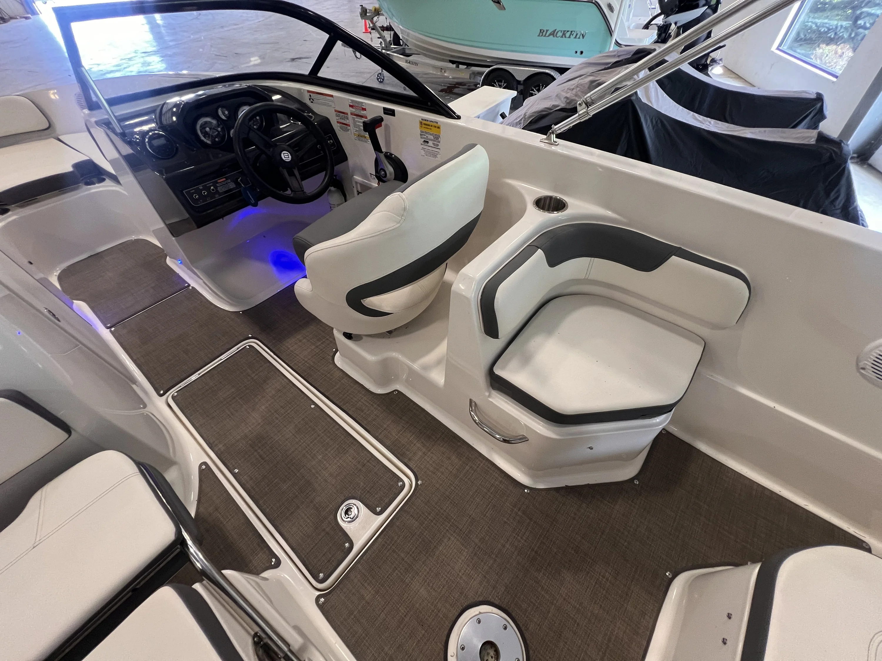 2018 Bayliner VR6 Image Thumbnail #5