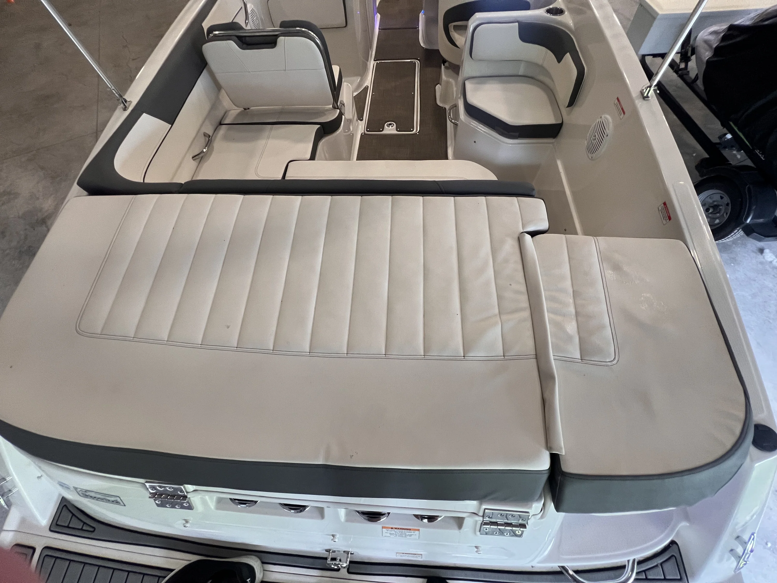 2018 Bayliner VR6 Image Thumbnail #11