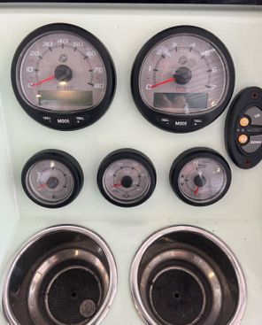 2022 Ranger 2360 BAY Image Thumbnail #11