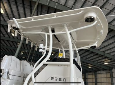 2022 Ranger 2360 BAY Image Thumbnail #18