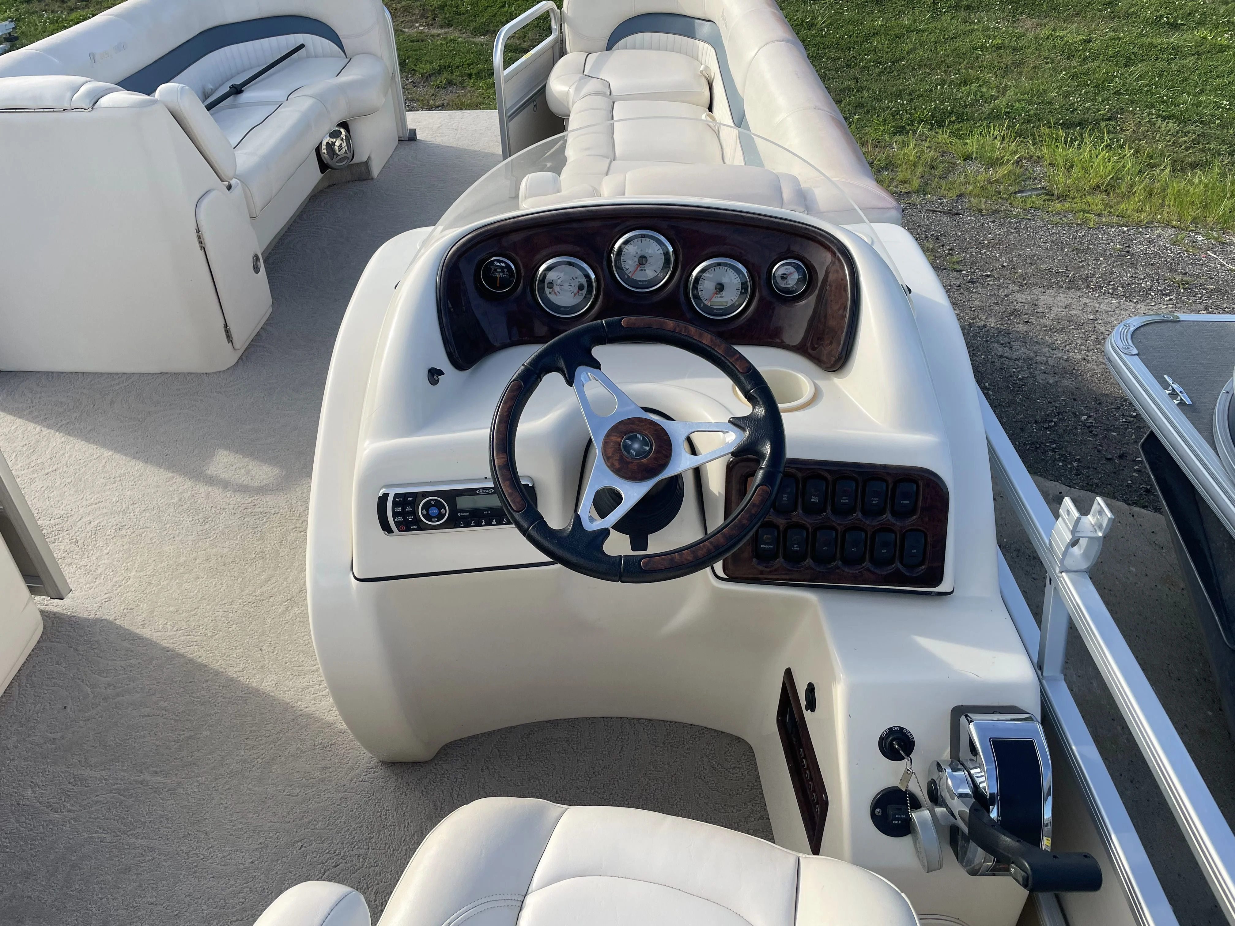 2008 Godfrey 240 RE AP Image Thumbnail #5