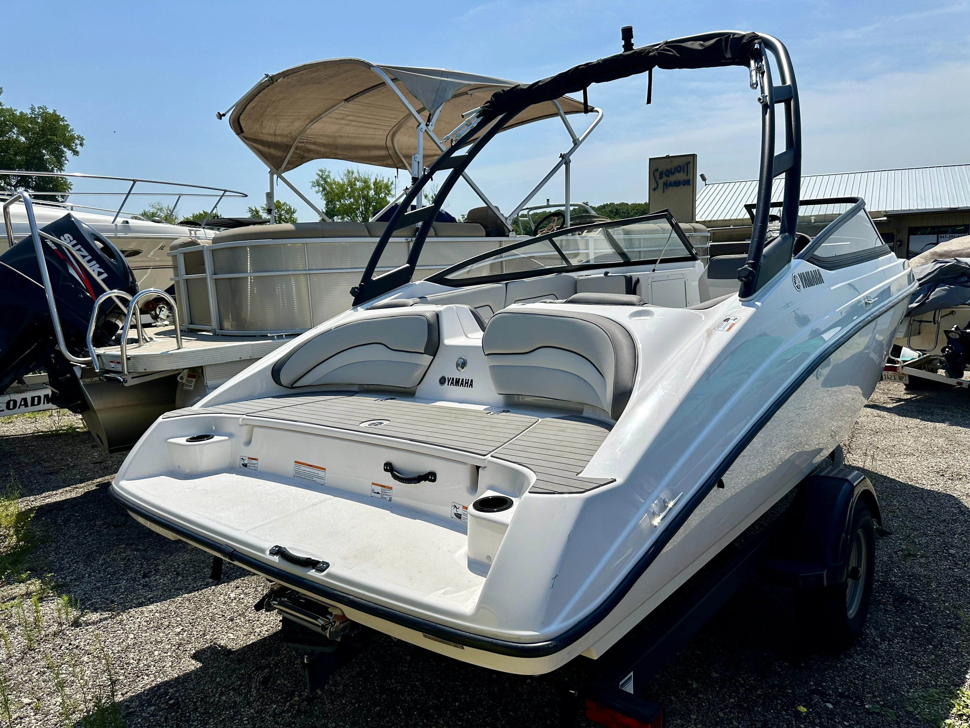 2023 Yamaha 190 AR Image Thumbnail #4