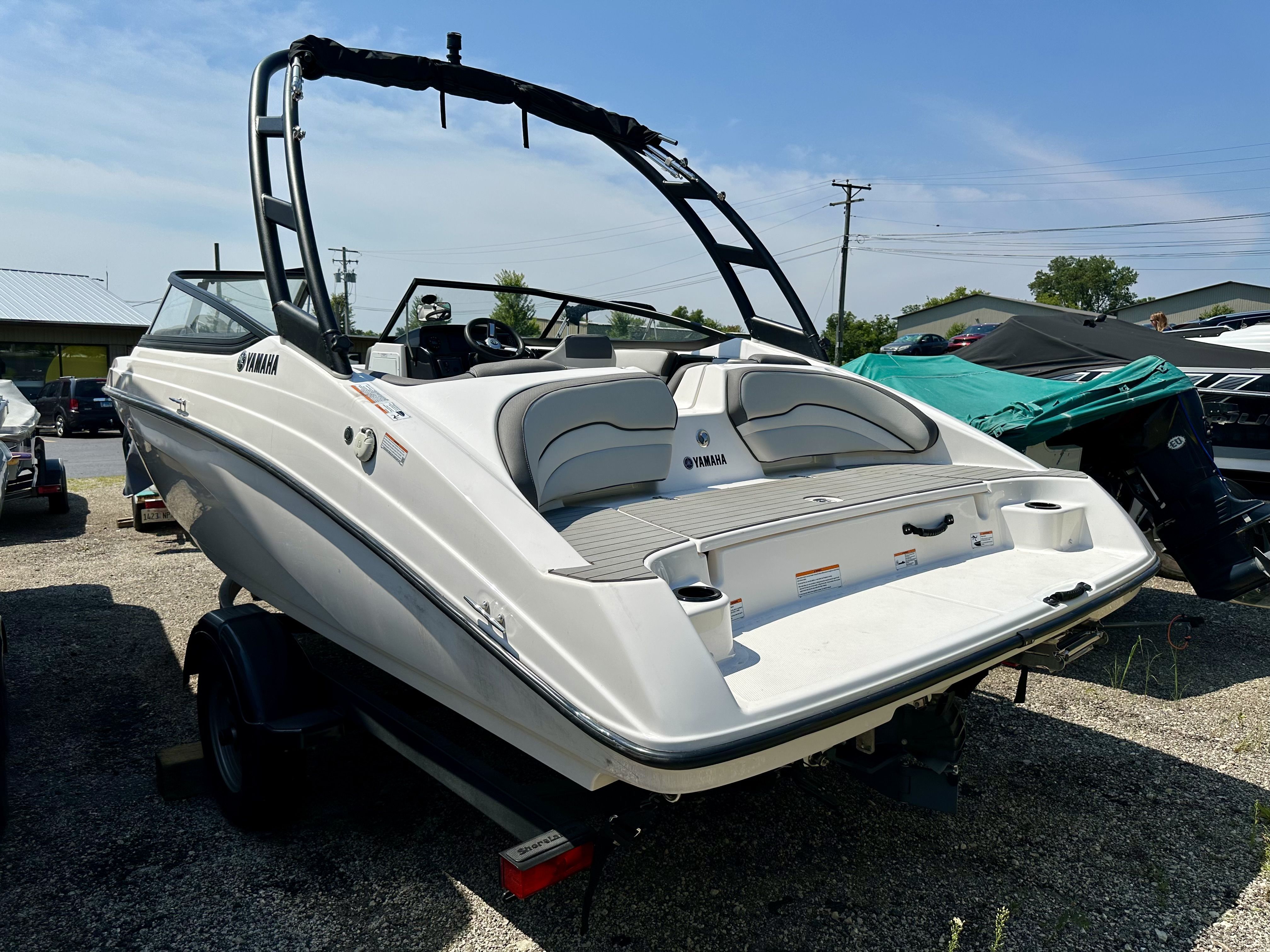 2023 Yamaha 190 AR Image Thumbnail #6