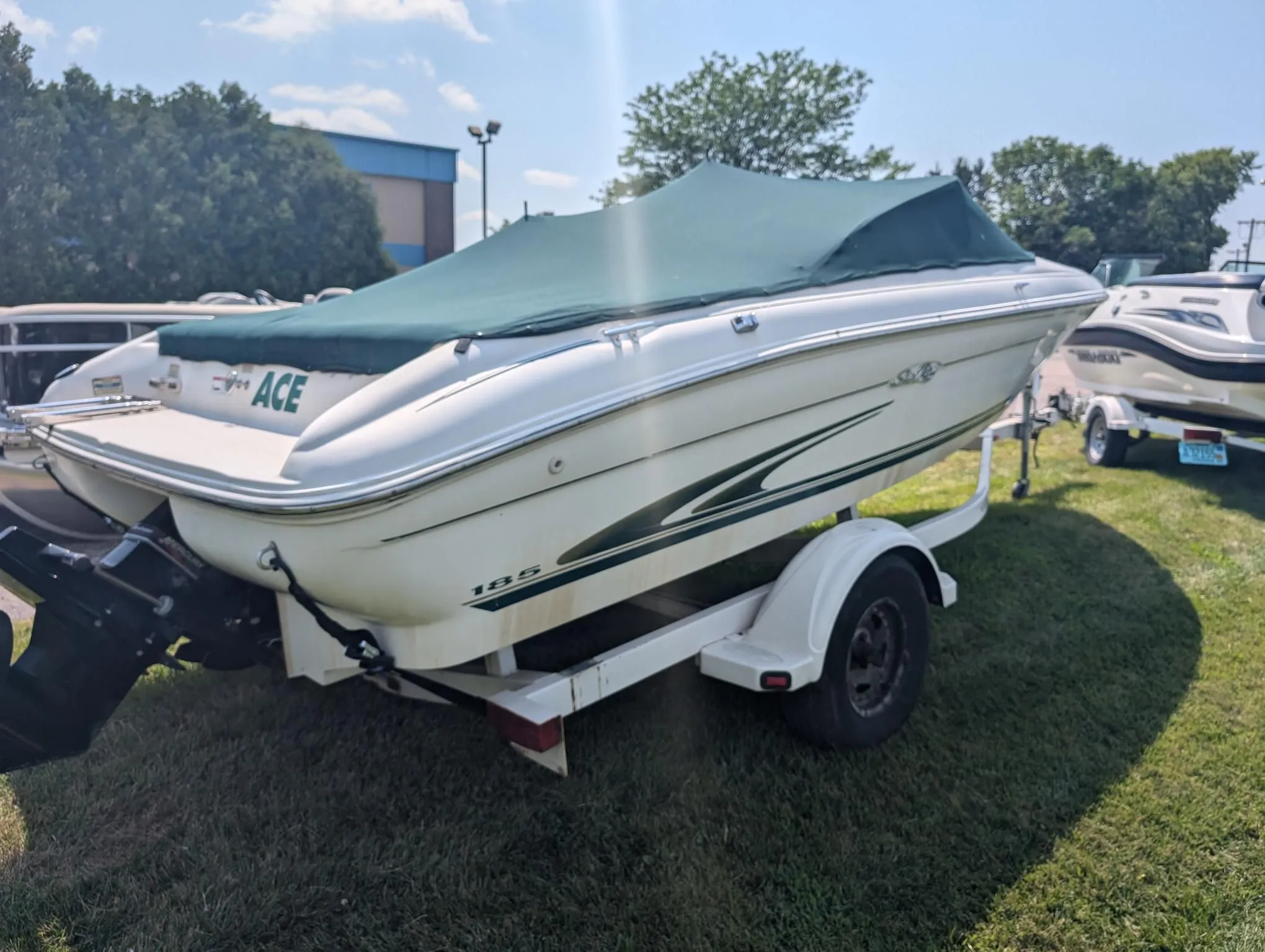 2000 Sea Ray 185 BR Image Thumbnail #4