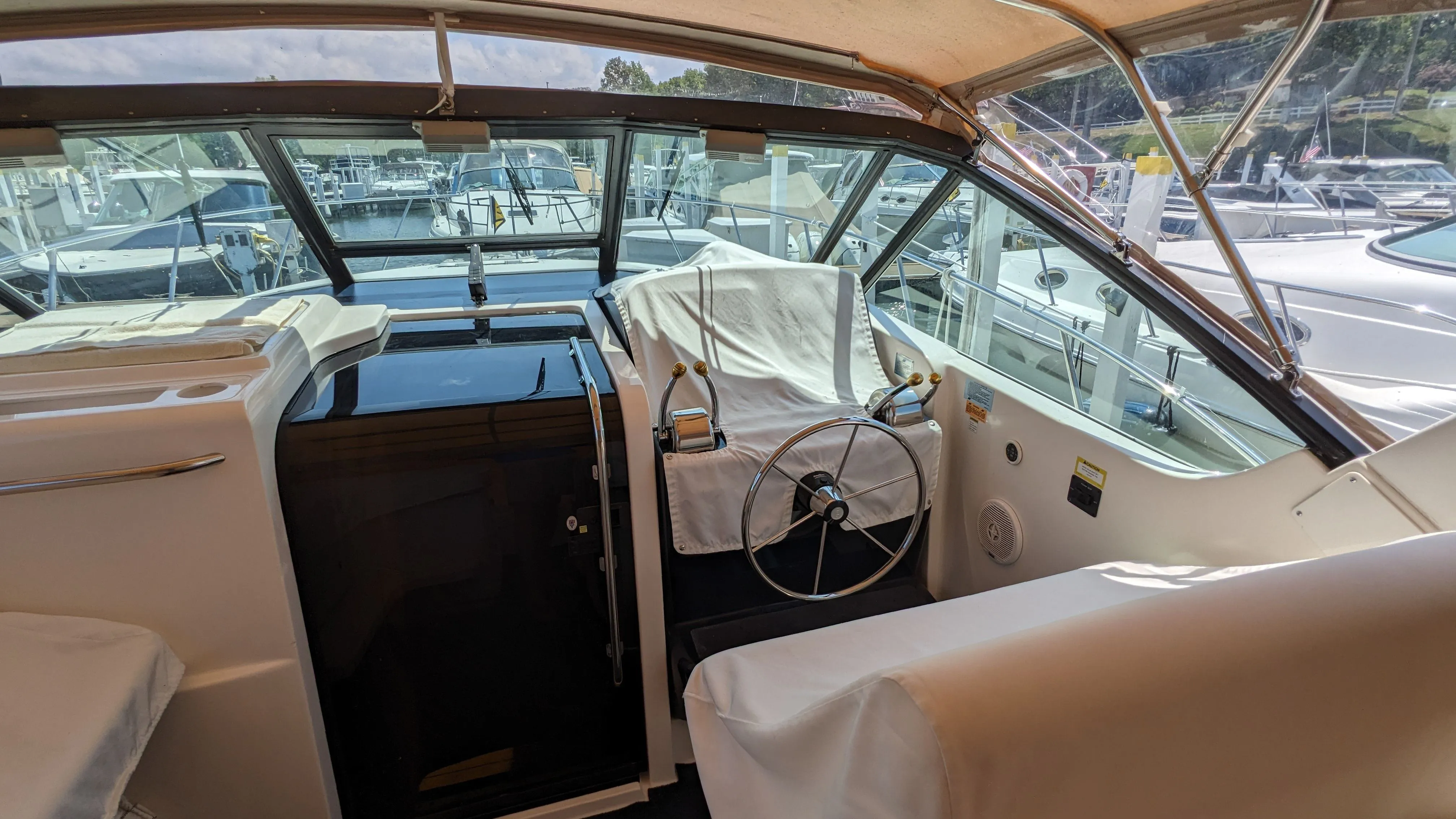 1999 Tiara Yachts 3500 OPEN Image Thumbnail #3