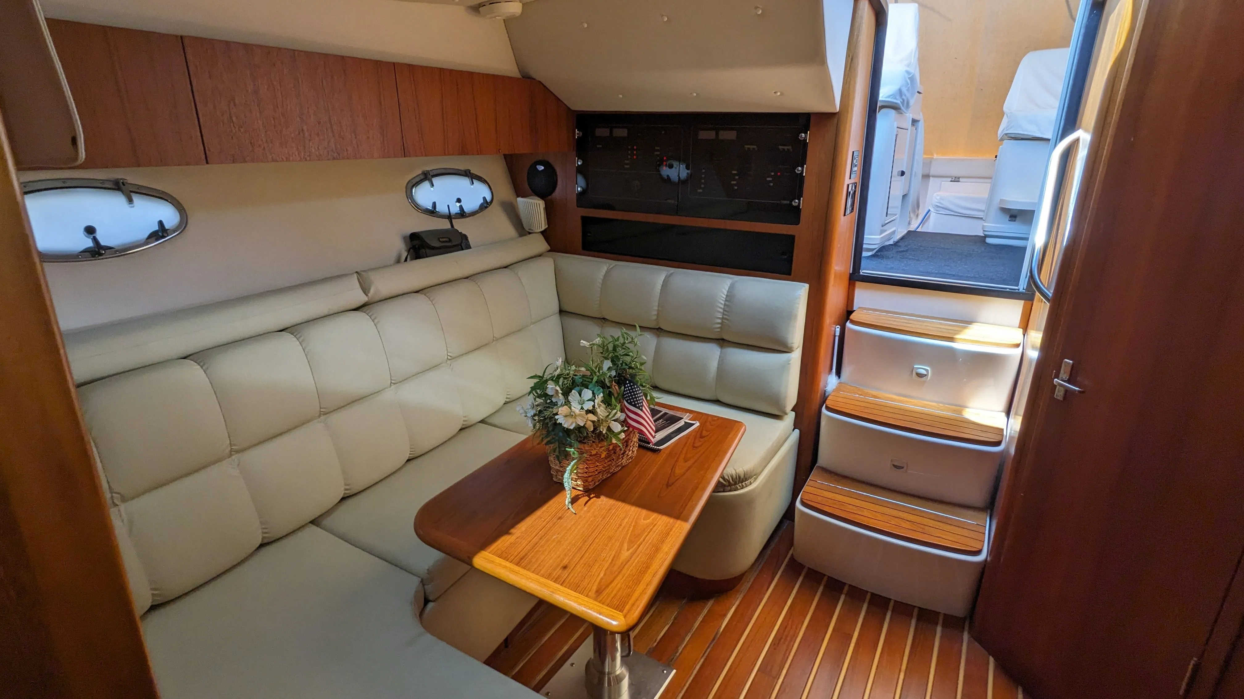 1999 Tiara Yachts 3500 OPEN Image Thumbnail #11