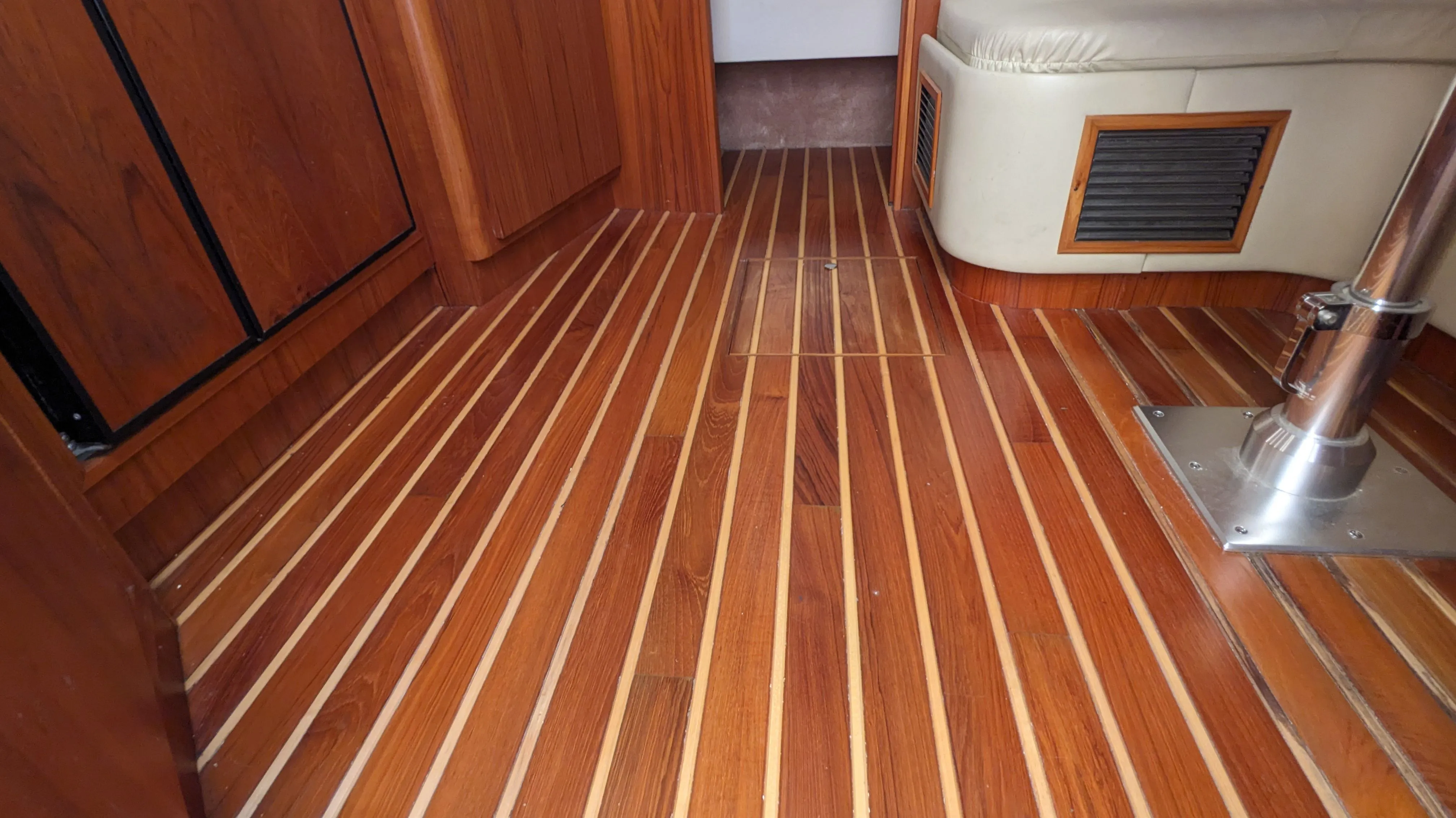 1999 Tiara Yachts 3500 OPEN Image Thumbnail #15