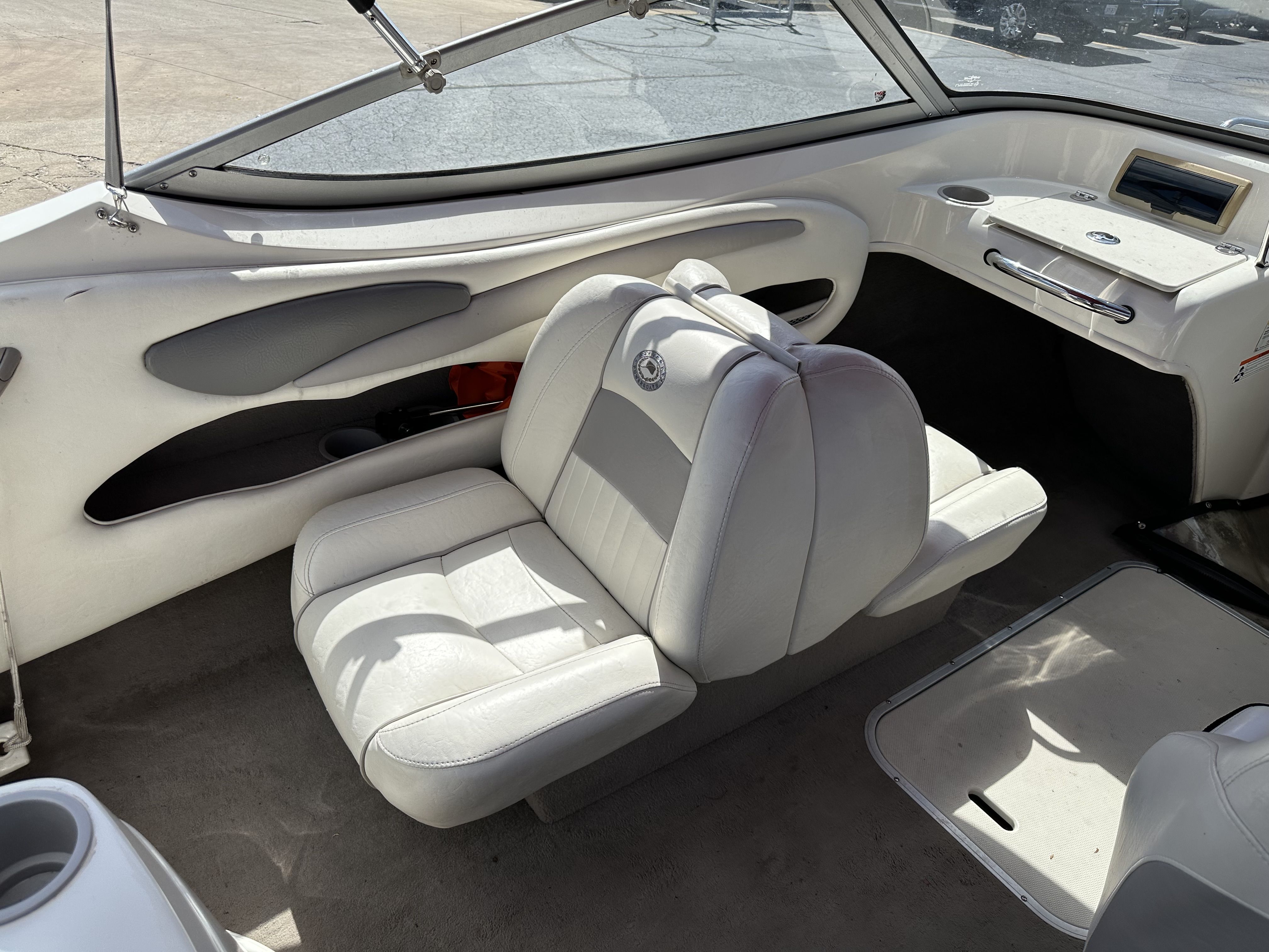 2011 Stingray 185LS Image Thumbnail #15