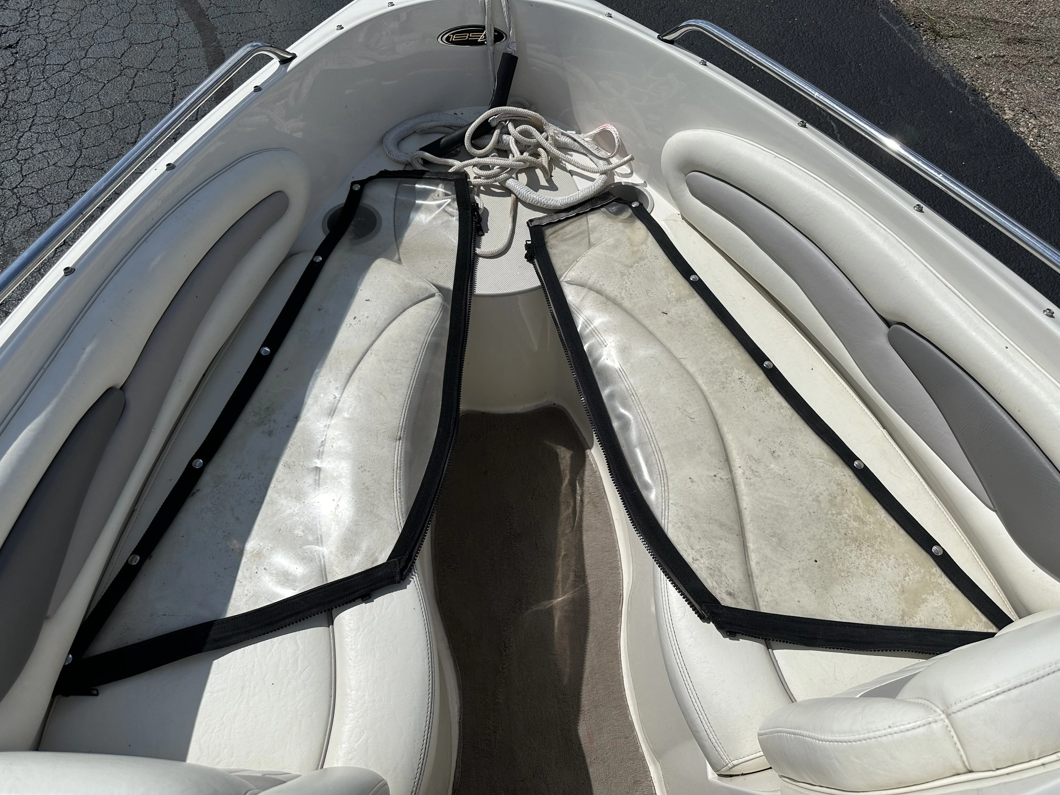 2011 Stingray 185LS Image Thumbnail #4