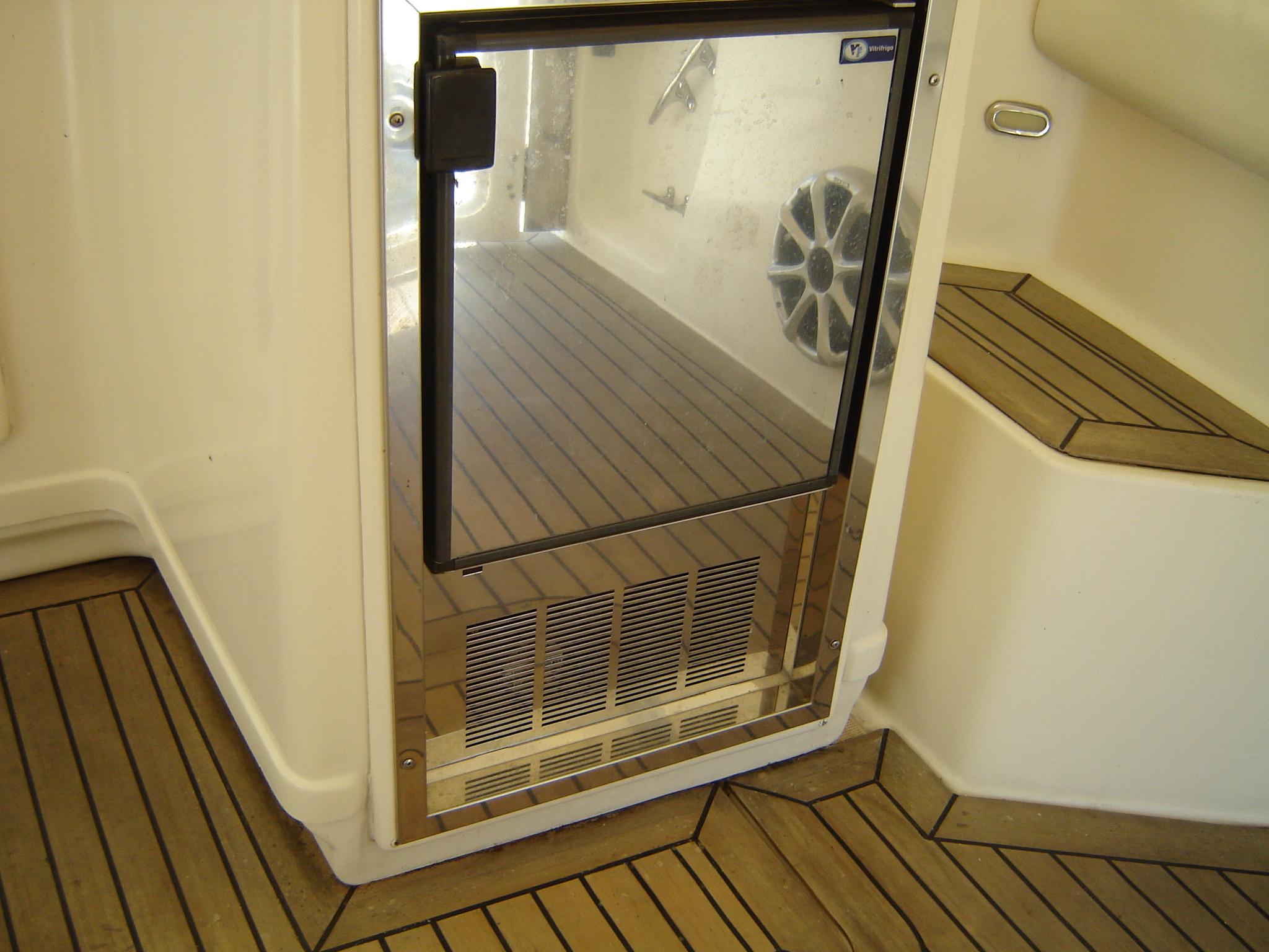 1997 Tiara Yachts 3500 EXPRESS Image Thumbnail #14