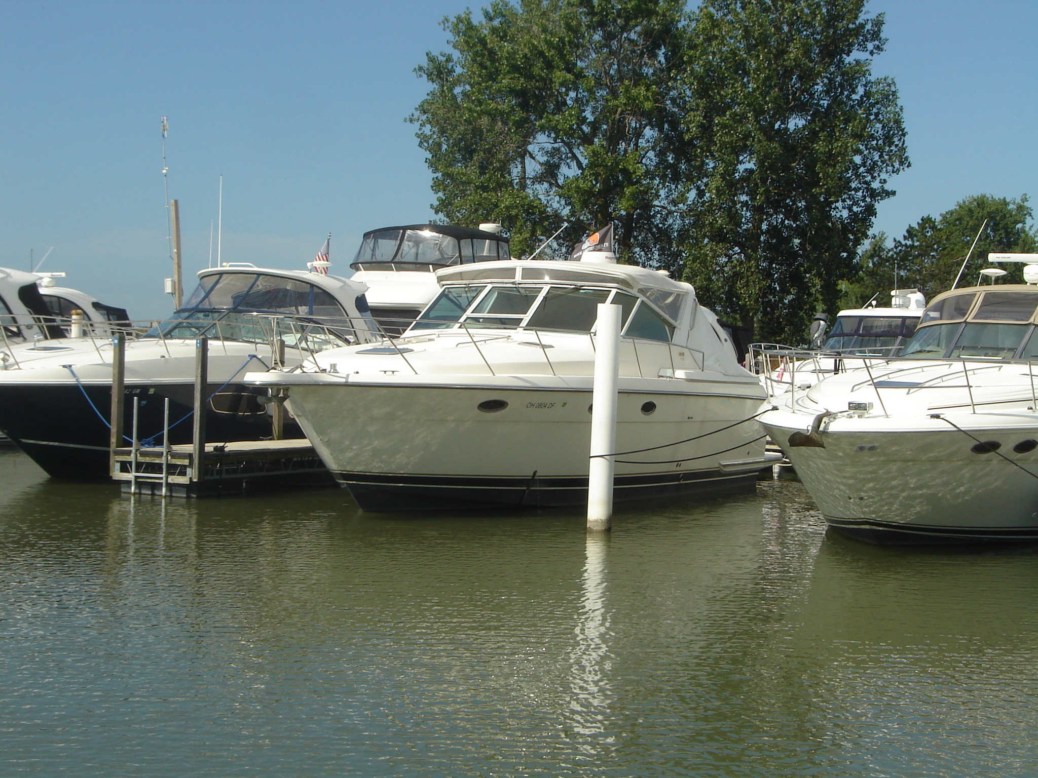 1997 Tiara Yachts 3500 EXPRESS Image Thumbnail #1
