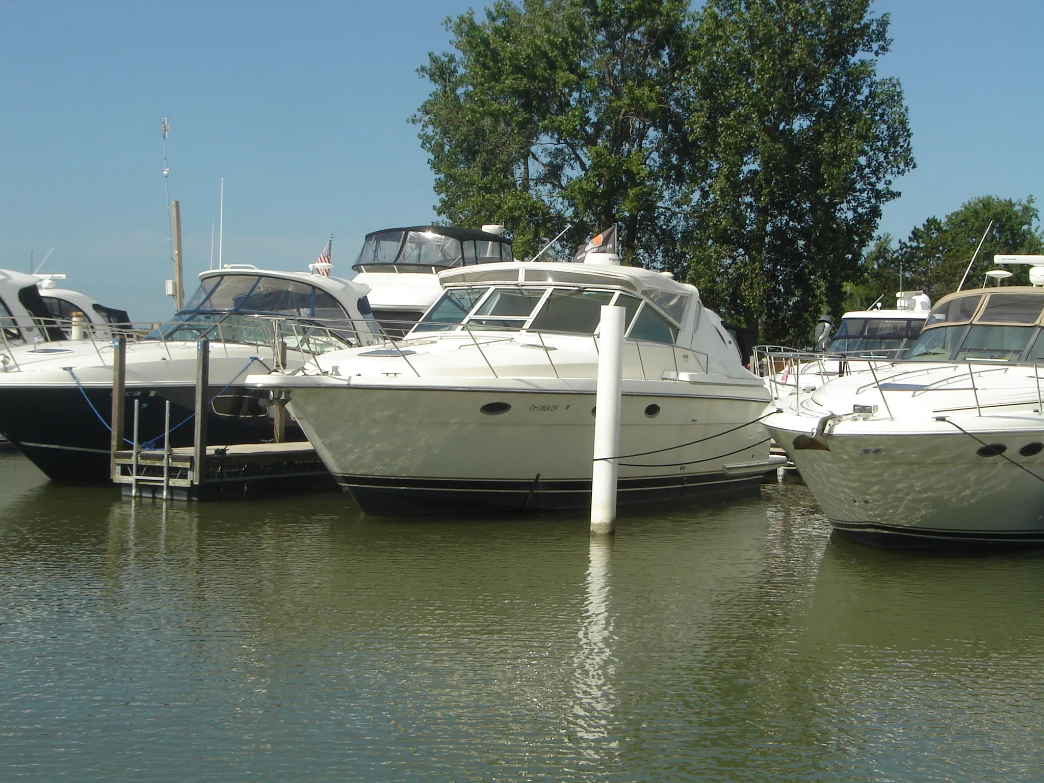 1997 Tiara Yachts 3500 EXPRESS Image Thumbnail #1